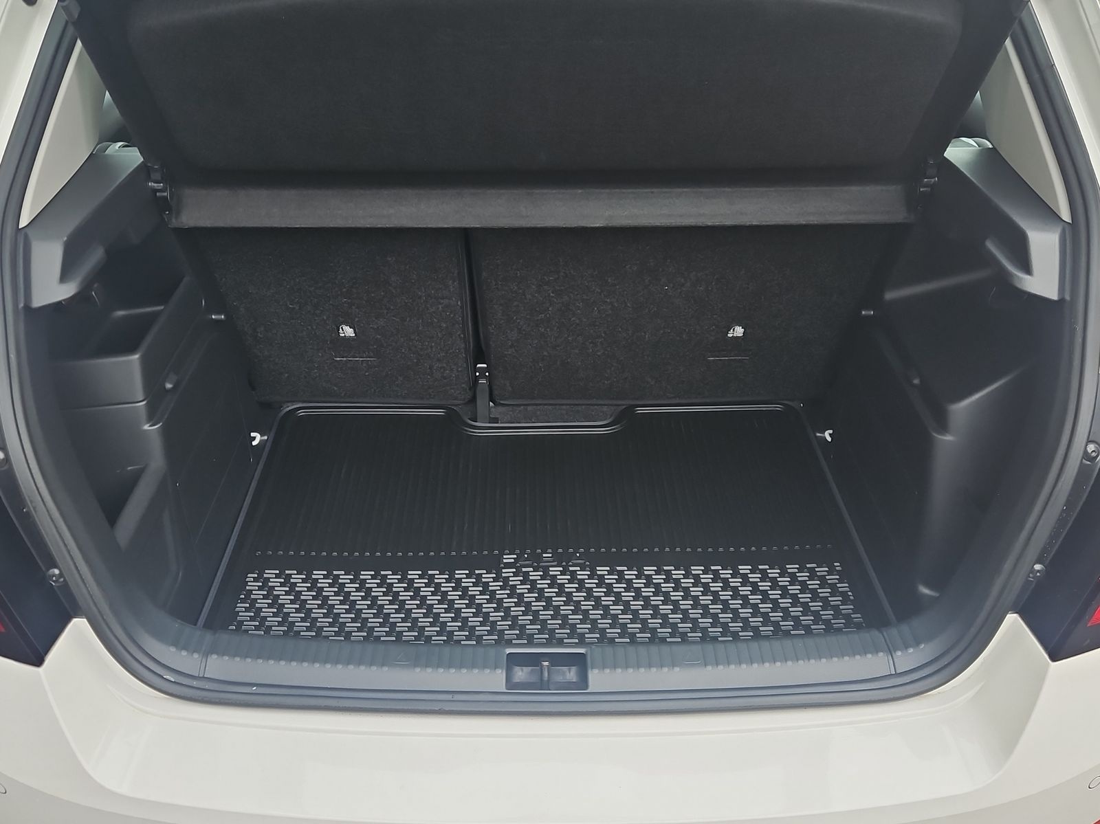 SKODA Fabia 1.0 TSI Ambition DSG-image-13
