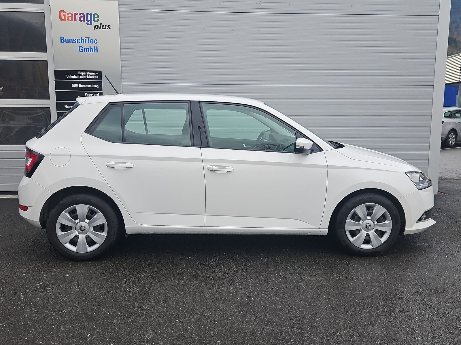SKODA Fabia 1.0 TSI Ambition DSG-image-5