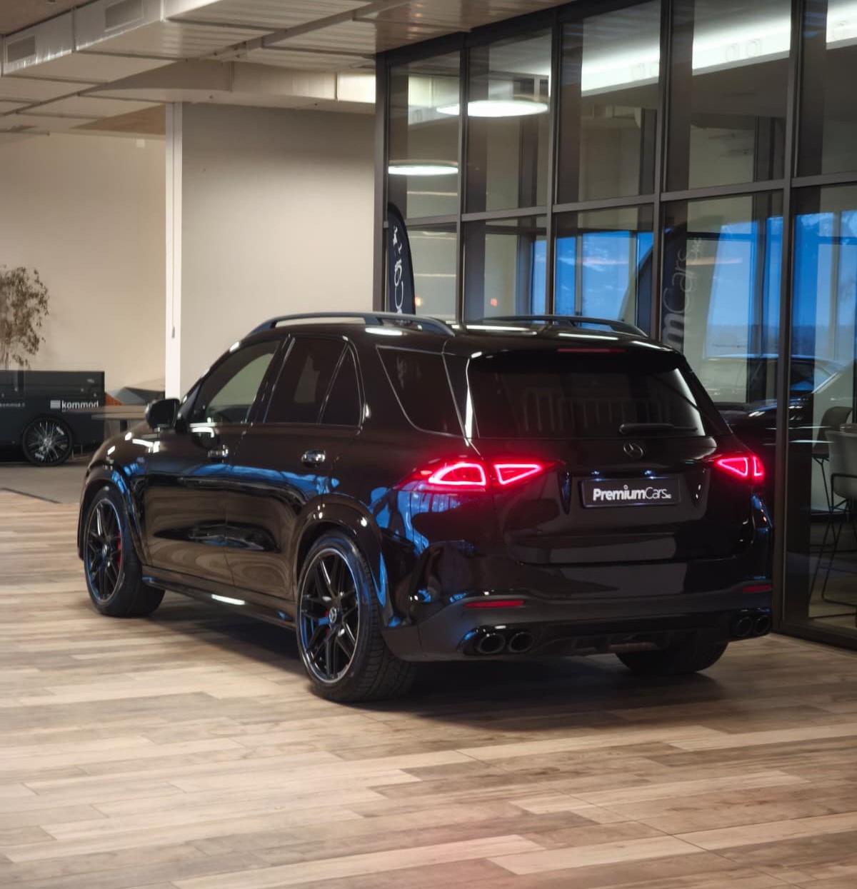 MERCEDES-BENZ GLE 53 AMG 4Matic+ 9G-Speedshift-image-4