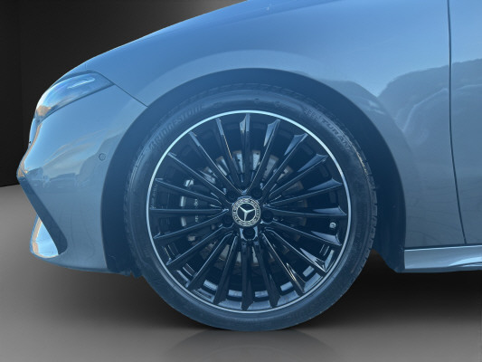 MERCEDES-BENZ A 220 4Matic 8G-DCT-image-6