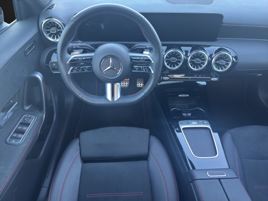 MERCEDES-BENZ A 220 4Matic 8G-DCT-image-7