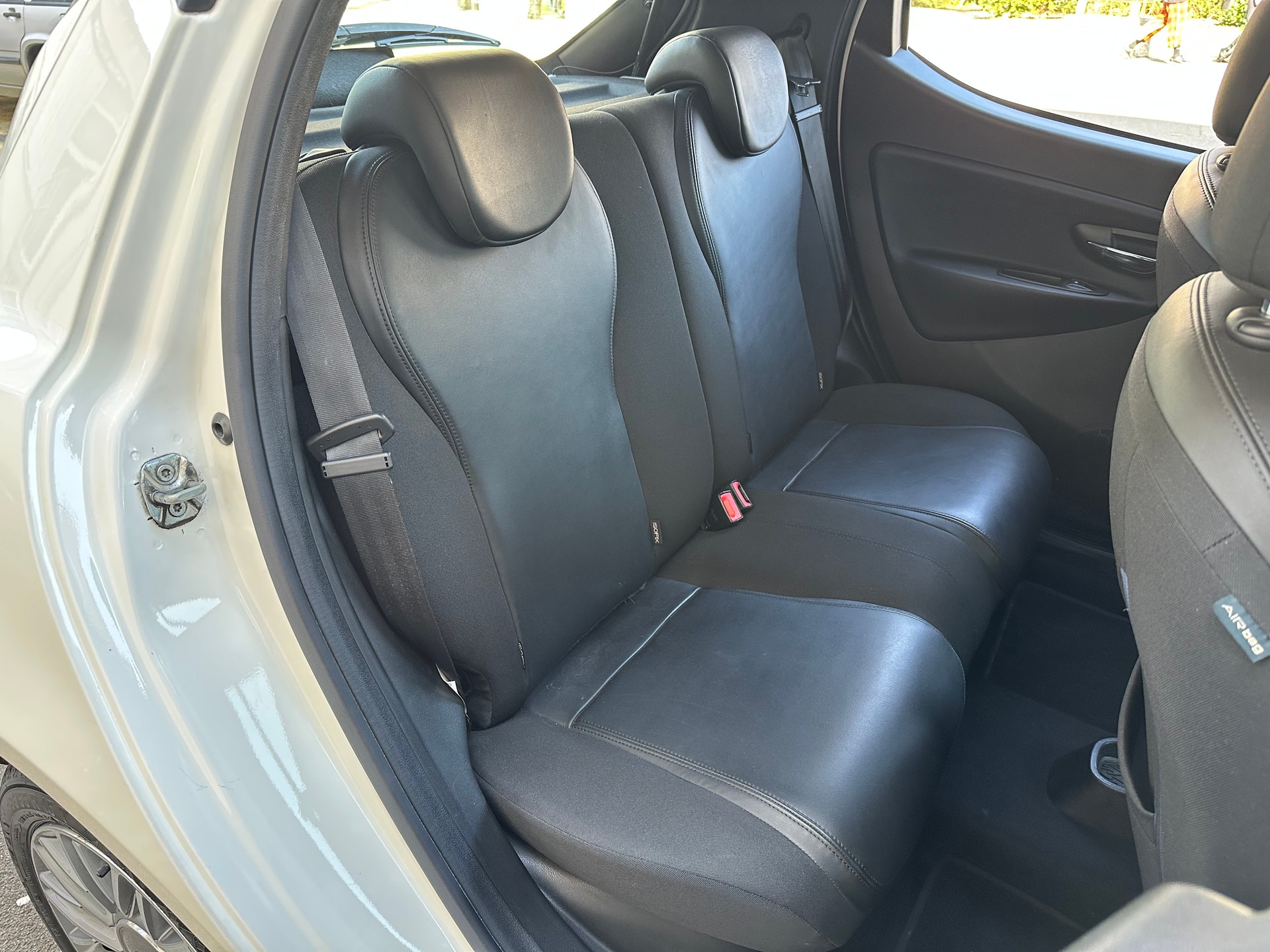 LANCIA Ypsilon 0.9 TwinAir Gold DFN-image-16
