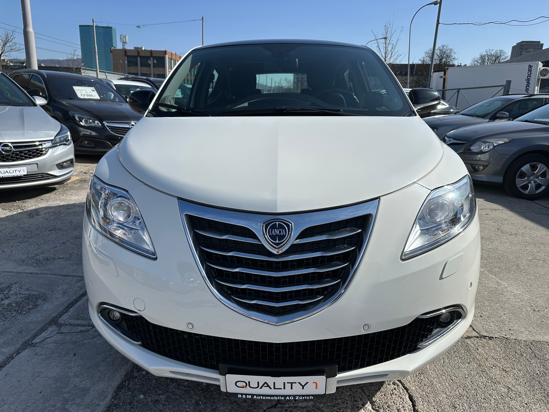 LANCIA Ypsilon 0.9 TwinAir Gold DFN-showroom-element-1