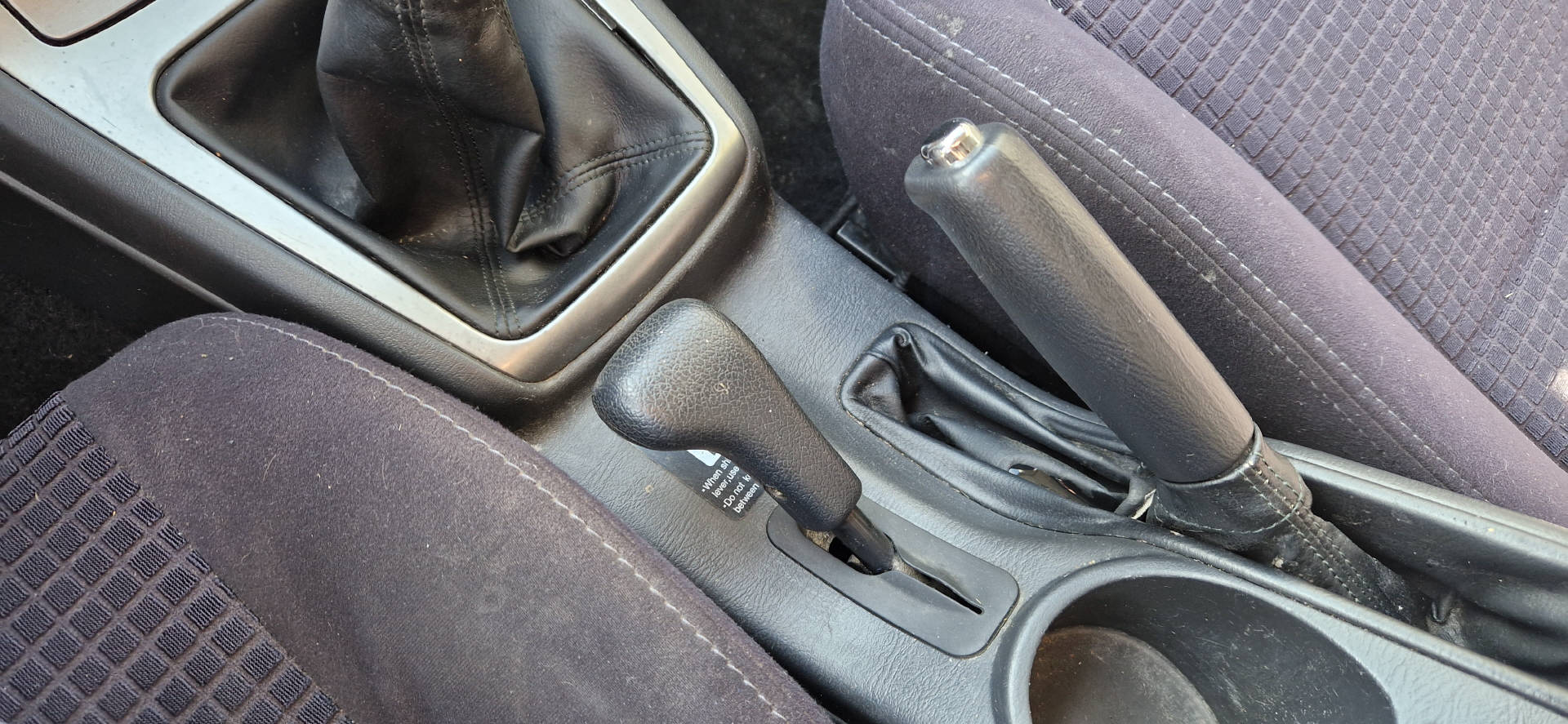 SUBARU Impreza 1.6-image-8