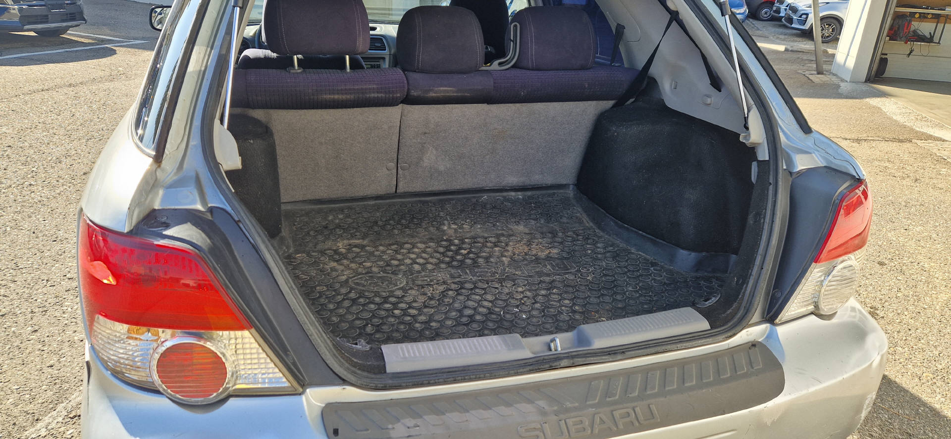 SUBARU Impreza 1.6-image-11