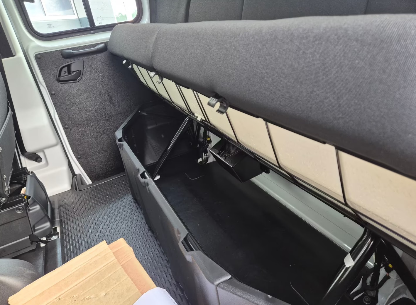 IVECO 35 C 14H D-image-7