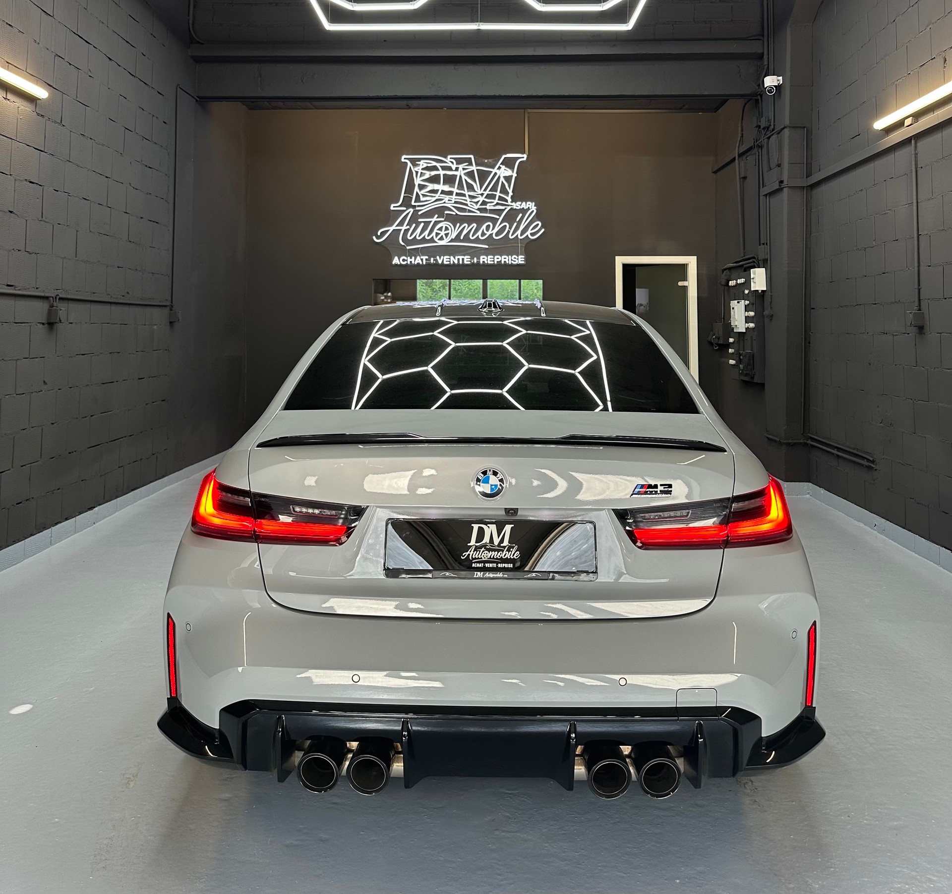BMW M3 Competition M xDrive // Leasing dès 825.- // M Carbone Schalenstize // Brooklyn Grey Metallic // Garantie BMW 02/2028-image-5