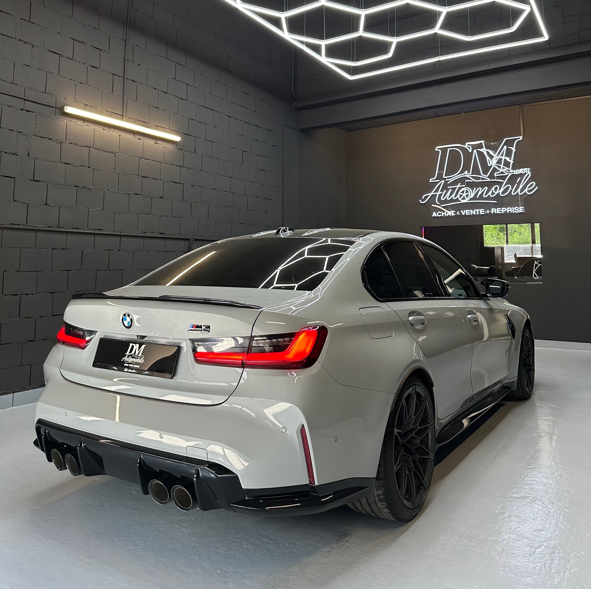 BMW M3 Competition M xDrive // Leasing dès 825.- // M Carbone Schalenstize // Brooklyn Grey Metallic // Garantie BMW 02/2028-image-6