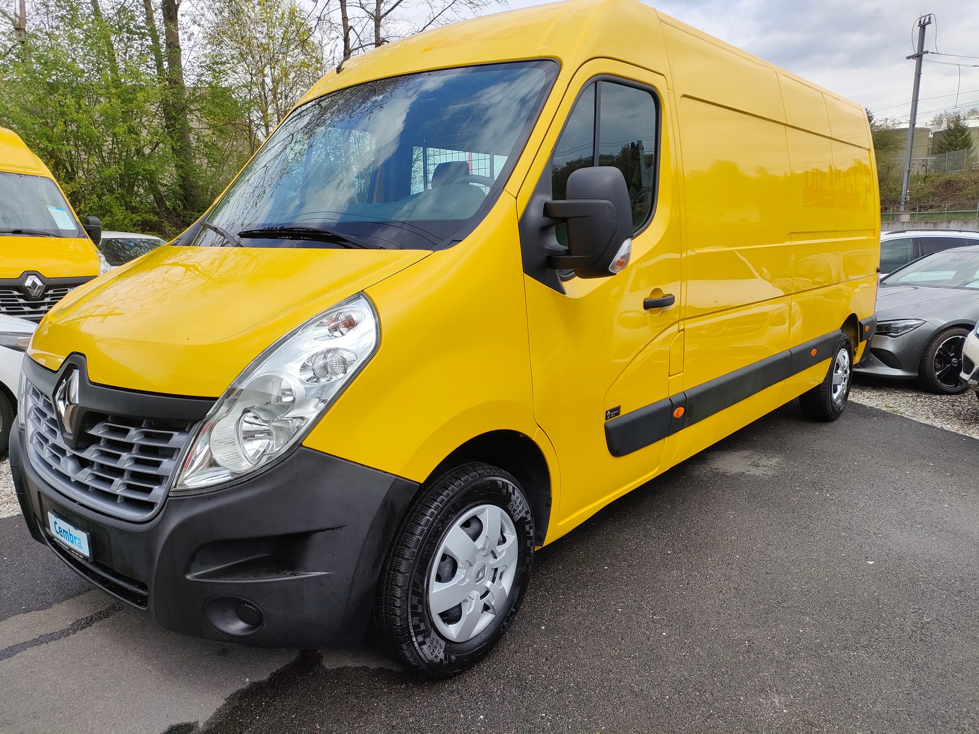 RENAULT Master T35 2.3dCi 130 L3H2-image-2