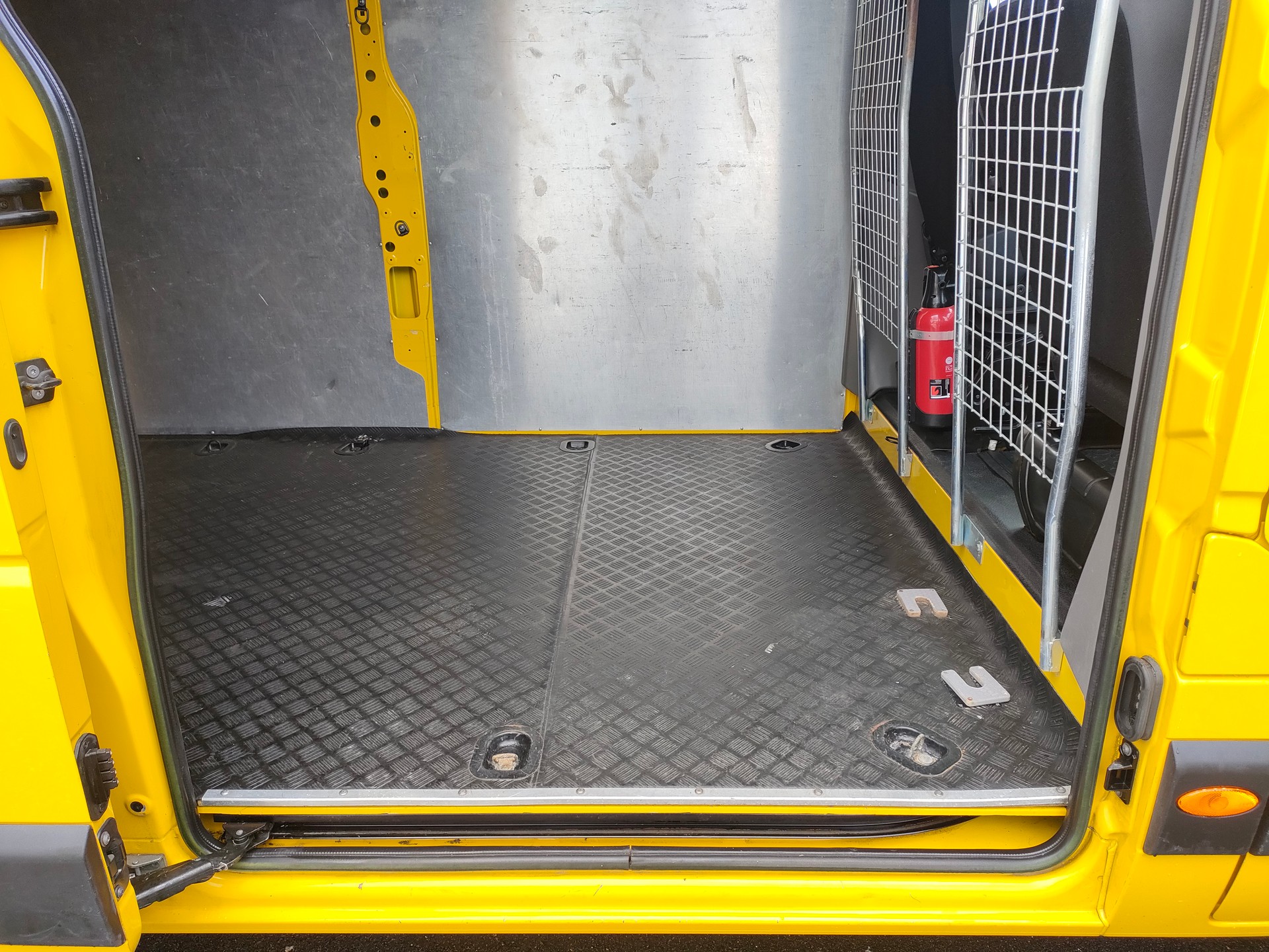 RENAULT Master T35 2.3dCi 130 L3H2-image-12