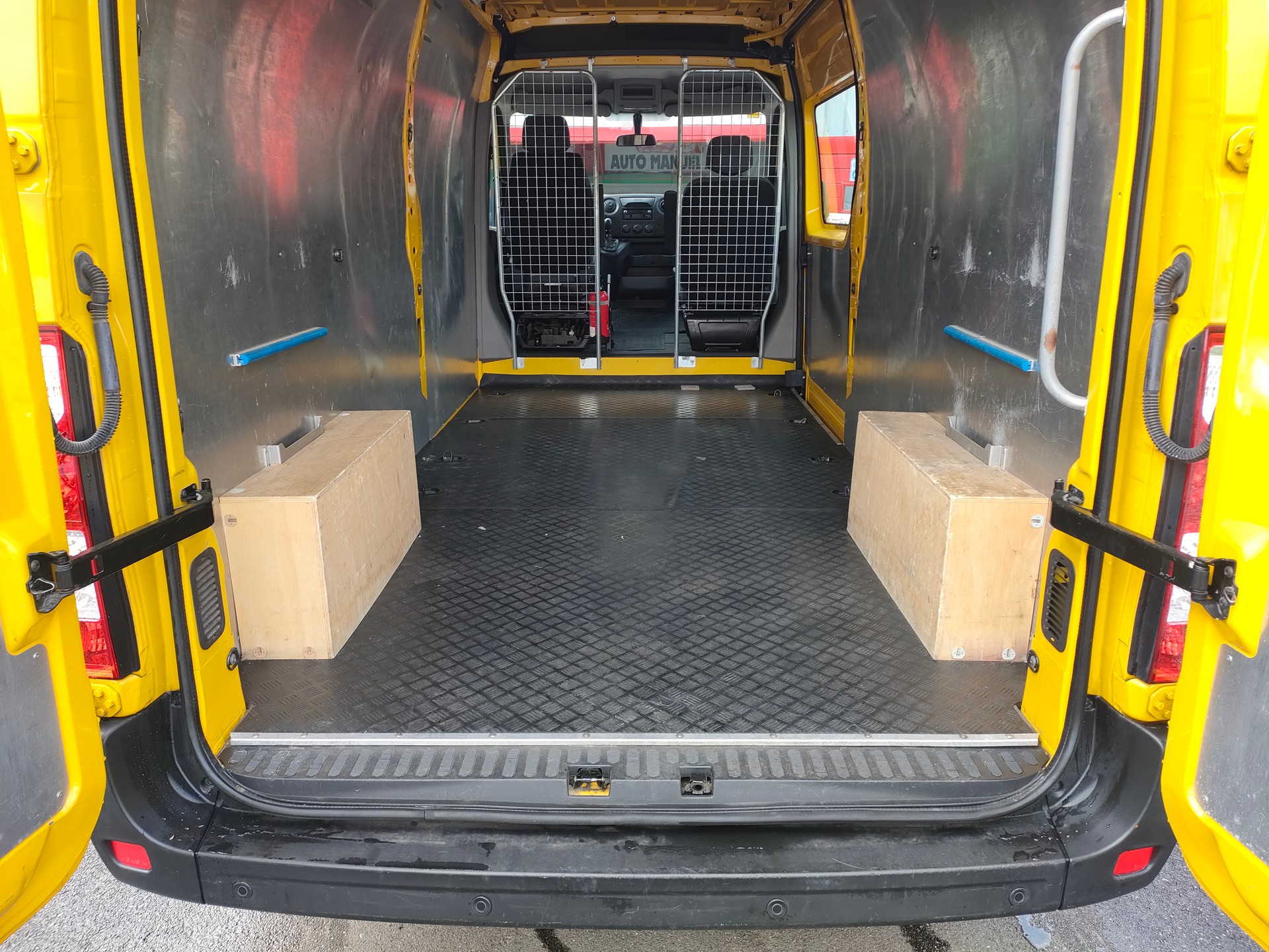 RENAULT Master T35 2.3dCi 130 L3H2-image-15