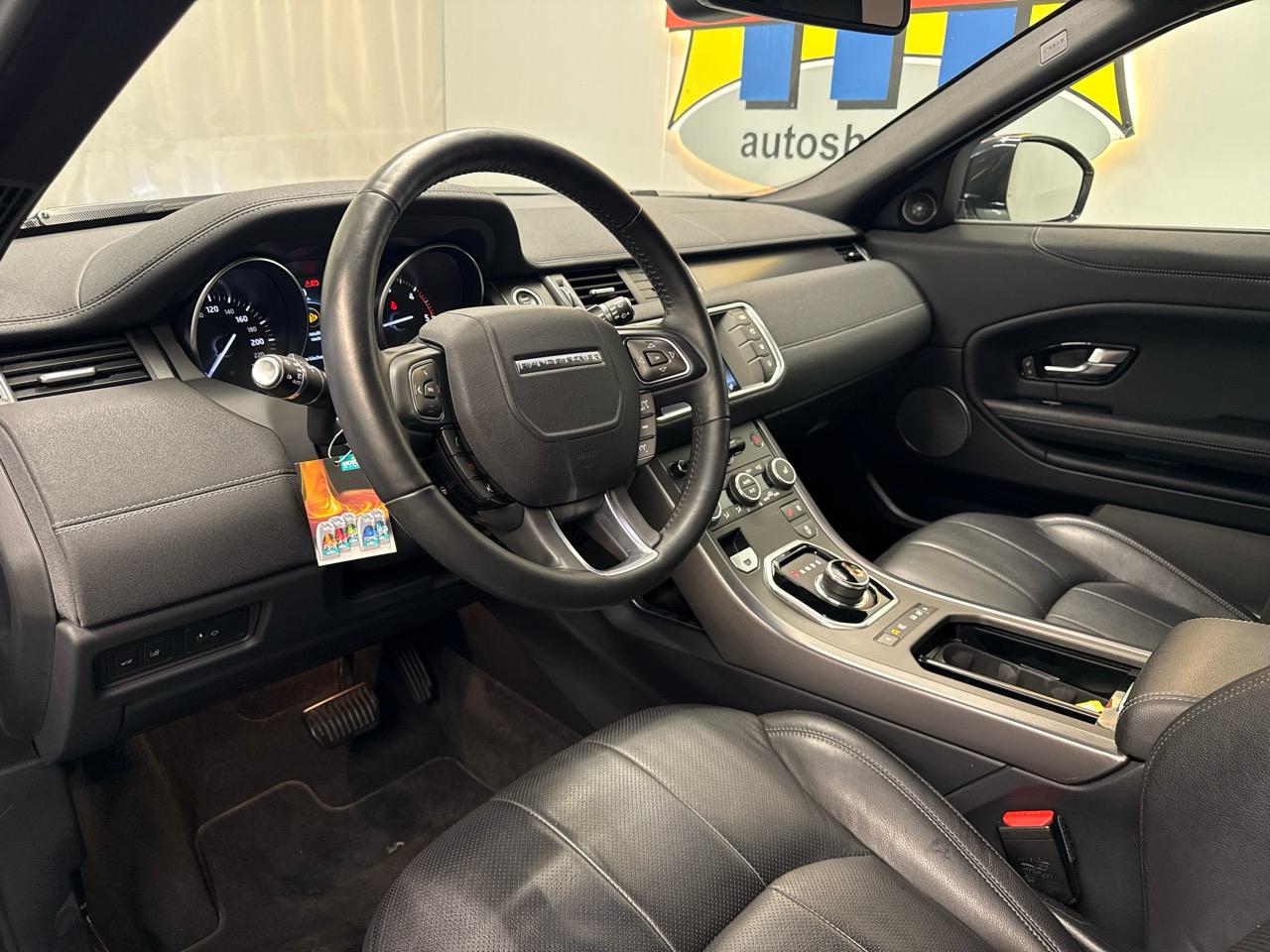 LAND ROVER Range Rover Evoque 2.0 TD4 SE AT9-image-2