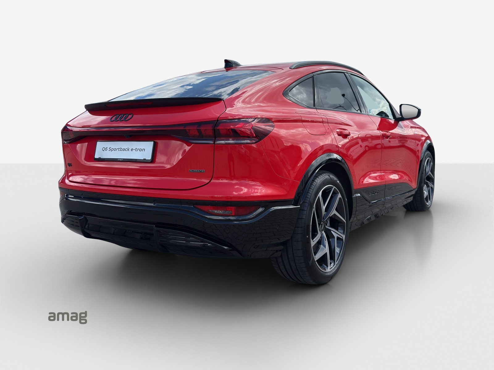 AUDI Q6 Sportback e-tron quattro-image-7