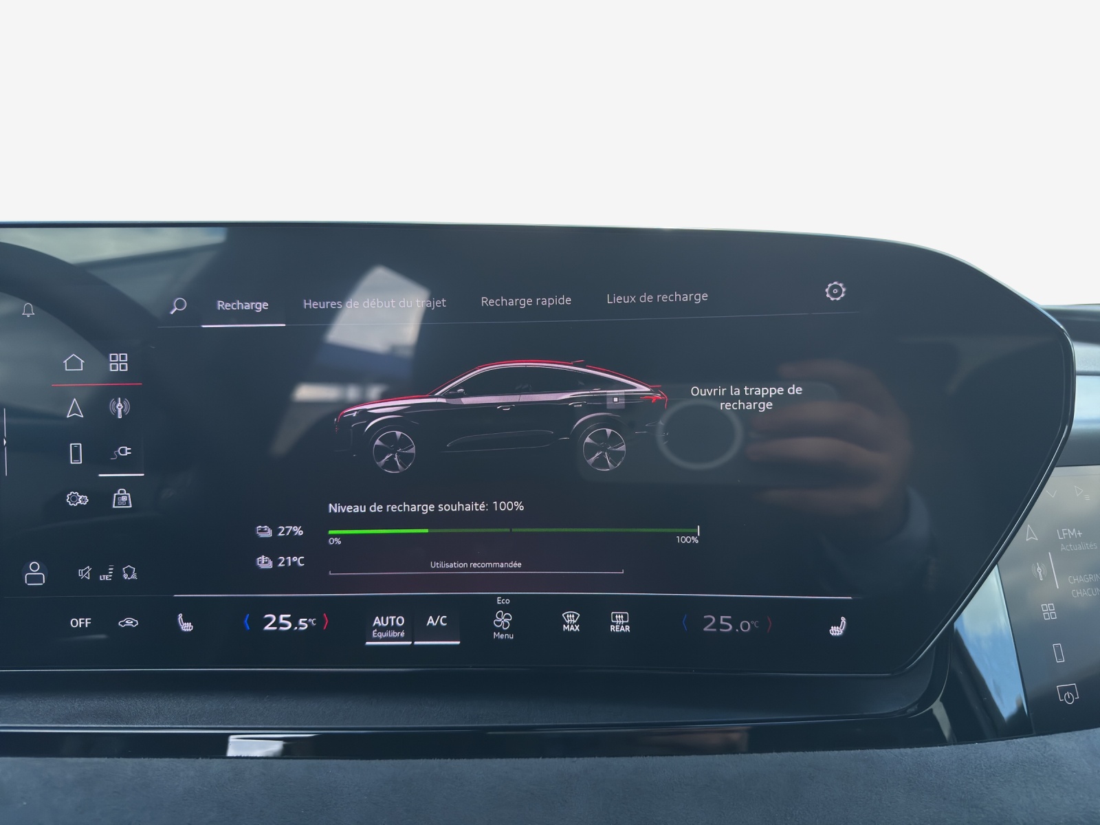 AUDI Q6 Sportback e-tron quattro-image-13