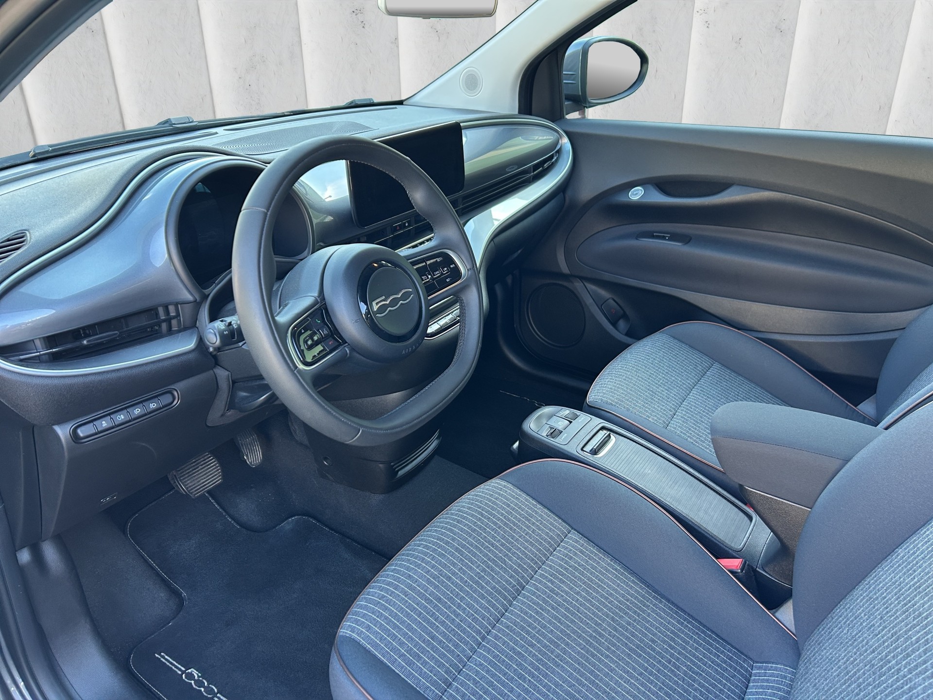 FIAT 500 electric 87 kW Icon-image-8