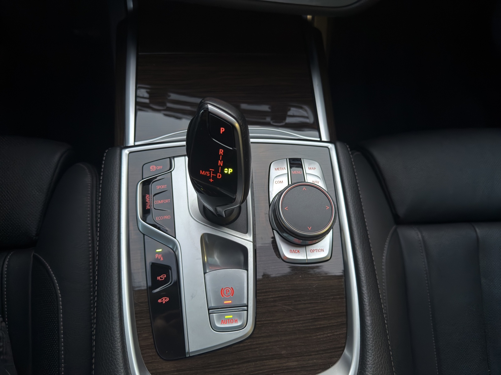 BMW 730Ld xDrive 48V Steptronic-image-22