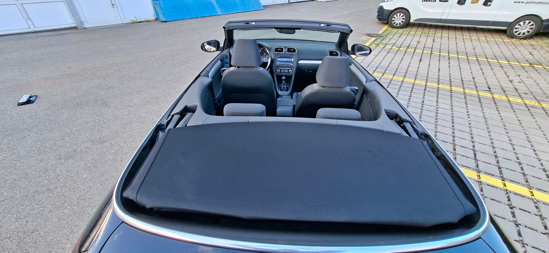 VW Golf Cabrio 1.2 TSI BMT Blackline-image-8