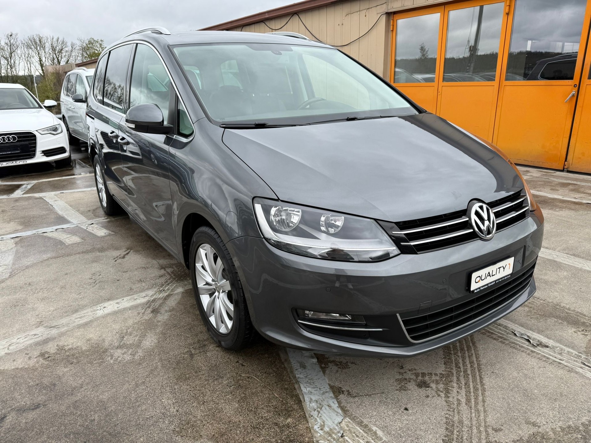 VW Sharan 2.0 TDI BlueMotion Technology Highline DSG-image-5