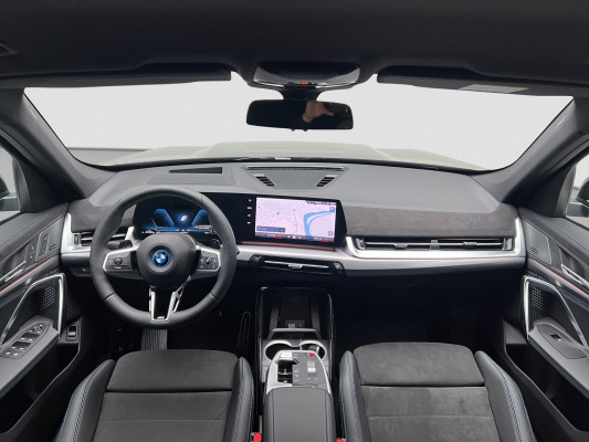 BMW X1 xDrive 25e M Sport-image-9