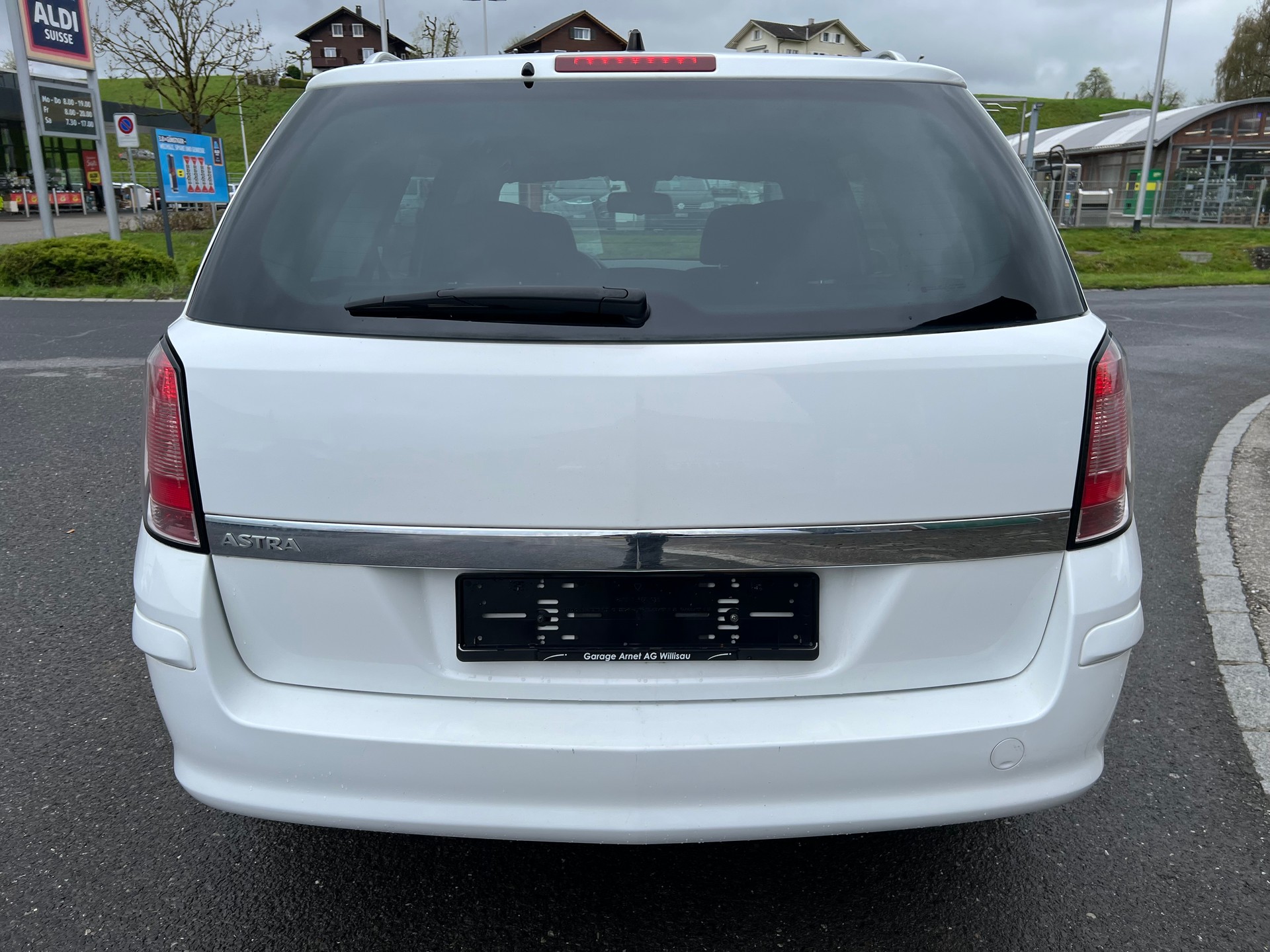 OPEL Astra Caravan 1.6i 16V-image-5