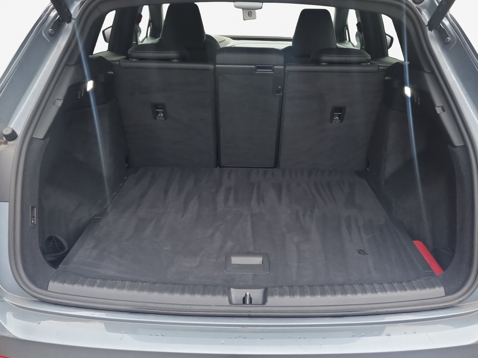 AUDI Q4 e-tron 50 quattro-image-13