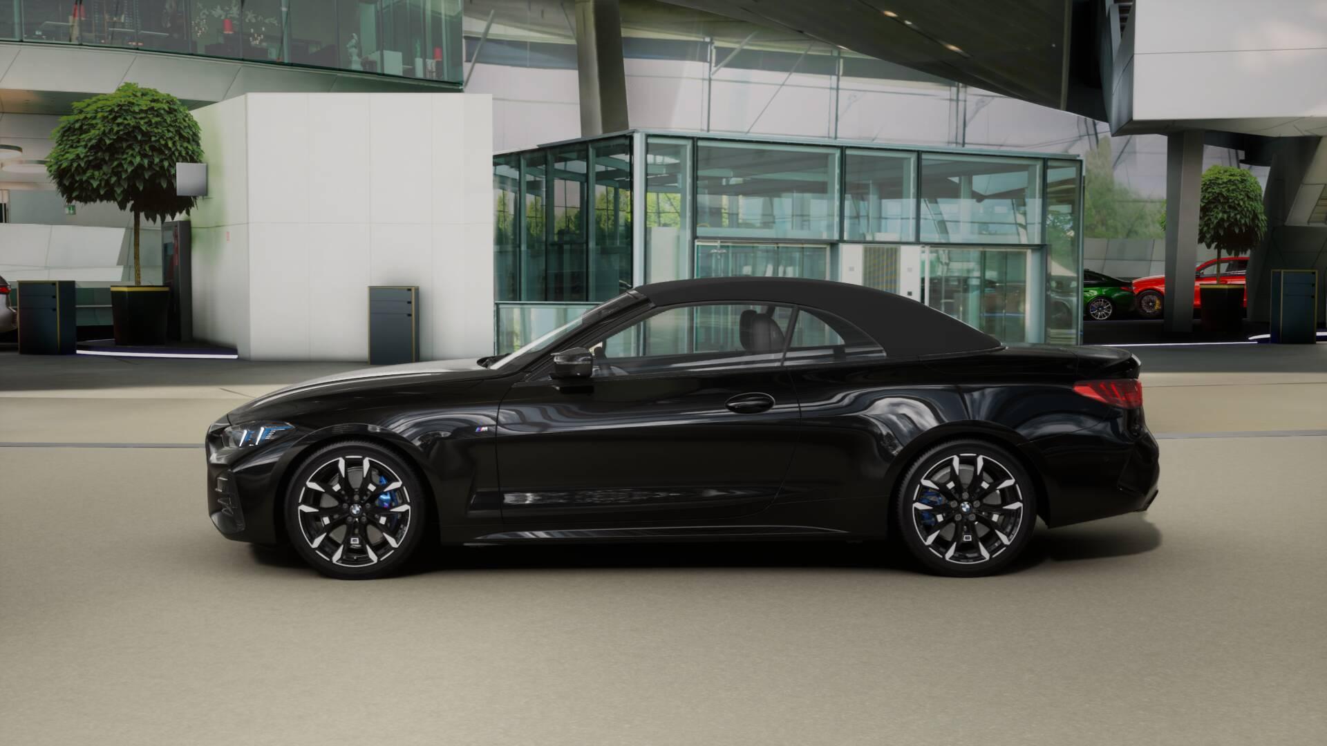 BMW M440i xDrive Cabrio-image-3