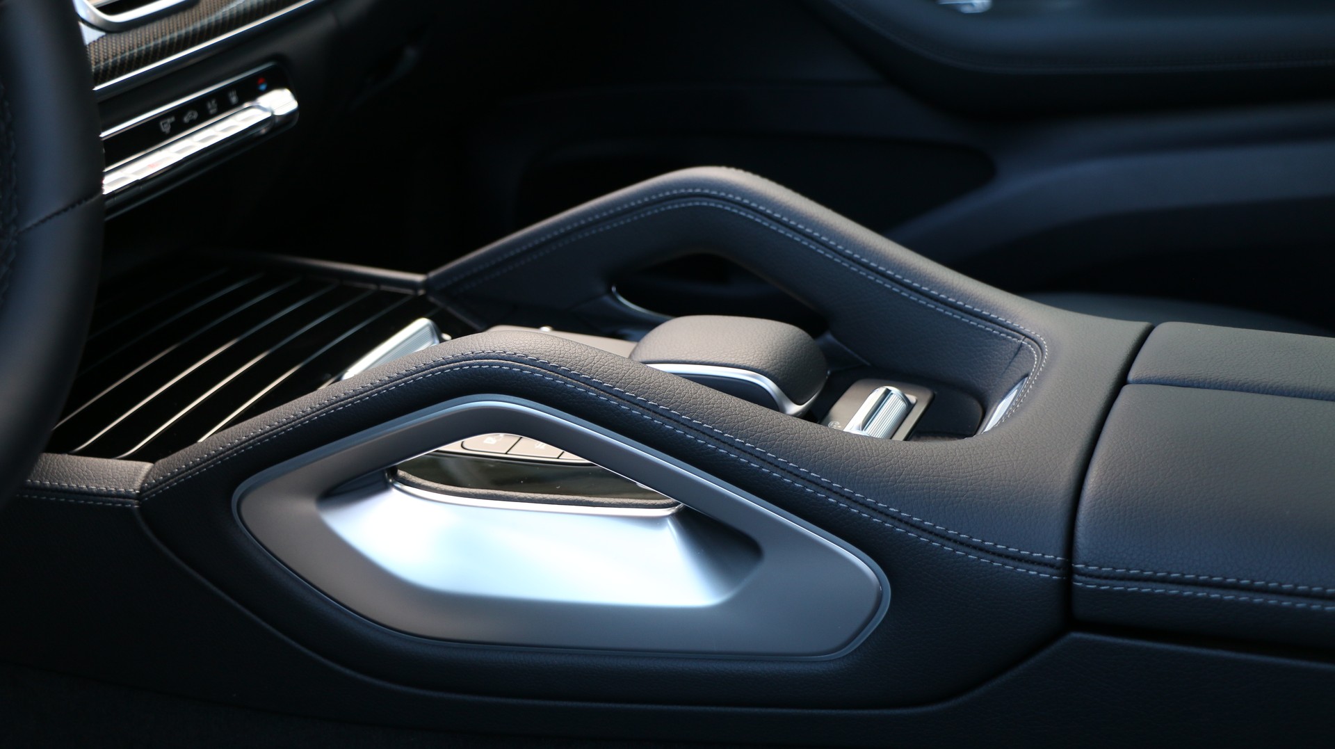 MERCEDES-BENZ GLE 450 d 4MATIC Coupé-image-19