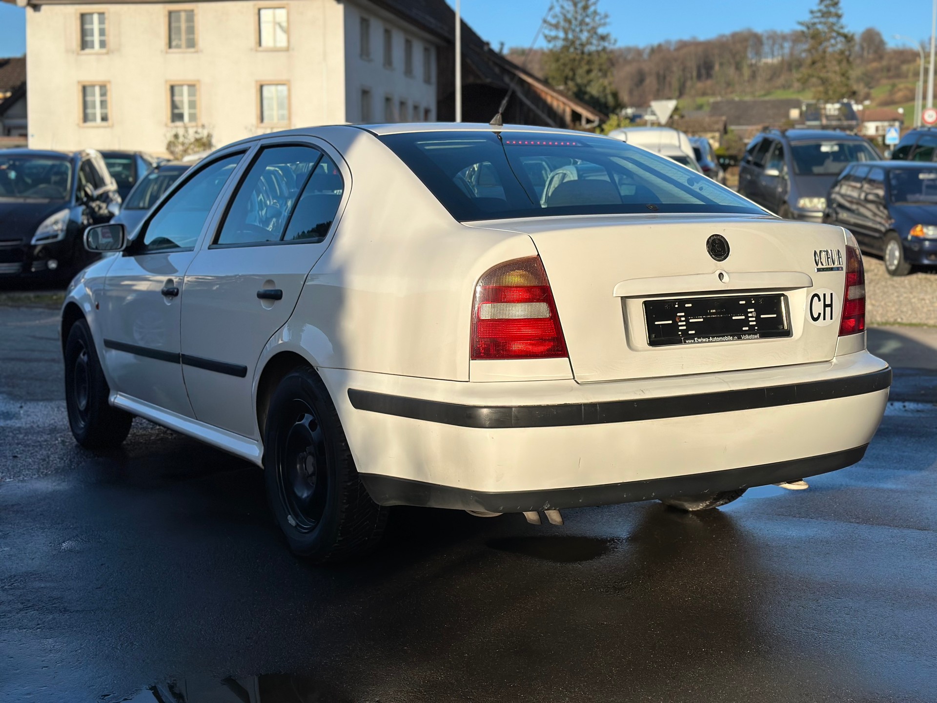 SKODA Octavia 1.6 GLX-image-4