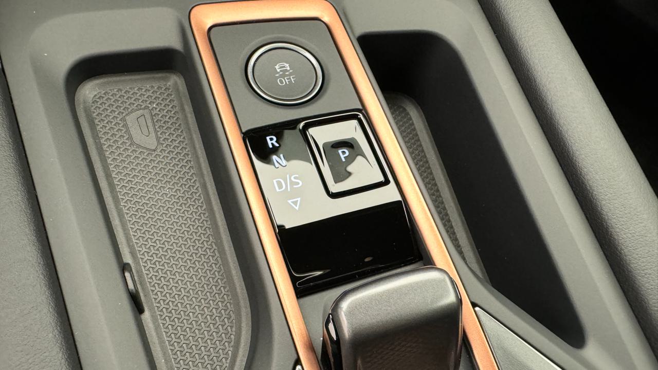 CUPRA Formentor 1.5 e-HYBRID pHEV VZ Black Edition-image-10