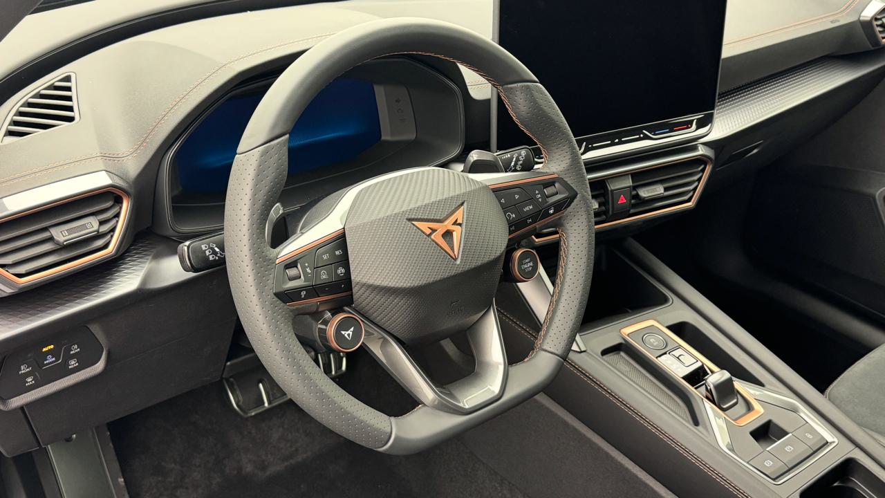 CUPRA Formentor 1.5 e-HYBRID pHEV VZ Black Edition-image-6