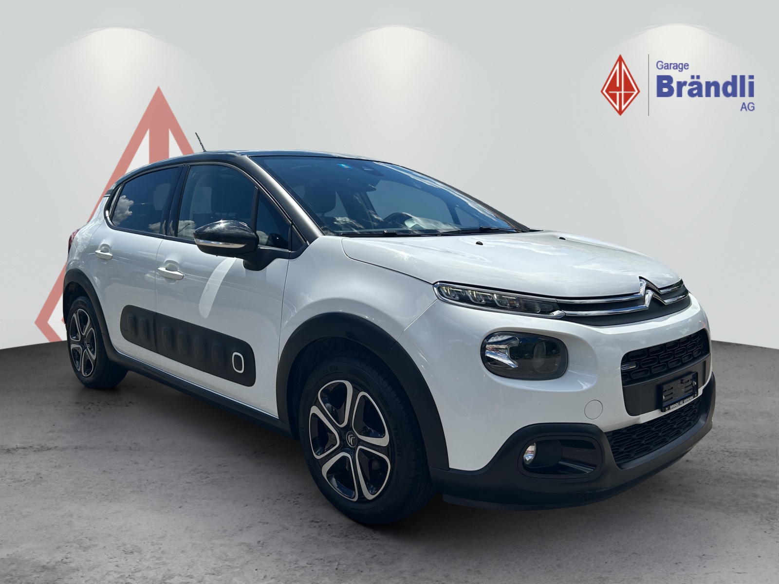 CITROEN C3 1.2 PureTech Shine-image-6