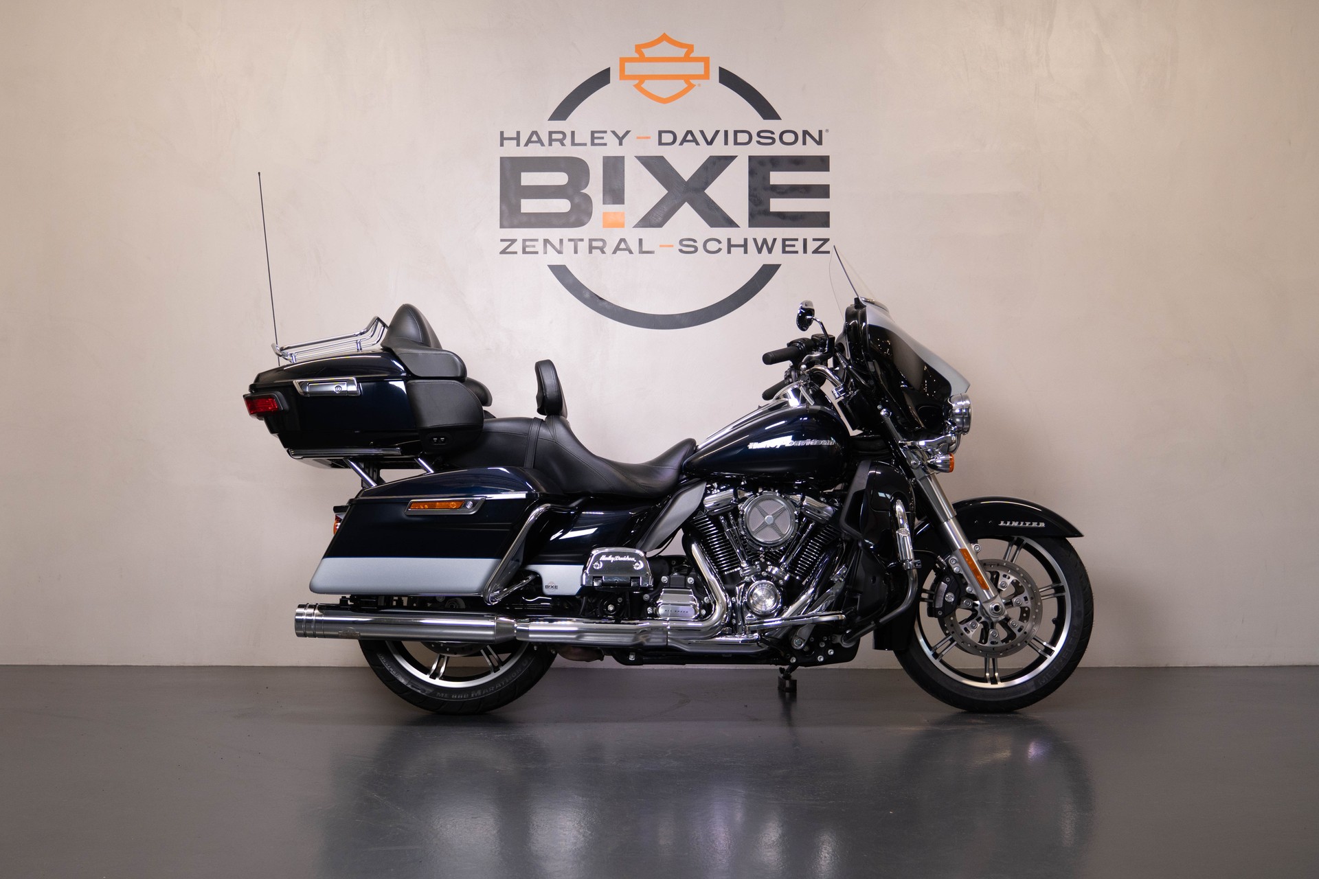 HARLEY-DAVIDSON FLHTK Electra Glide Ultra Limited 114