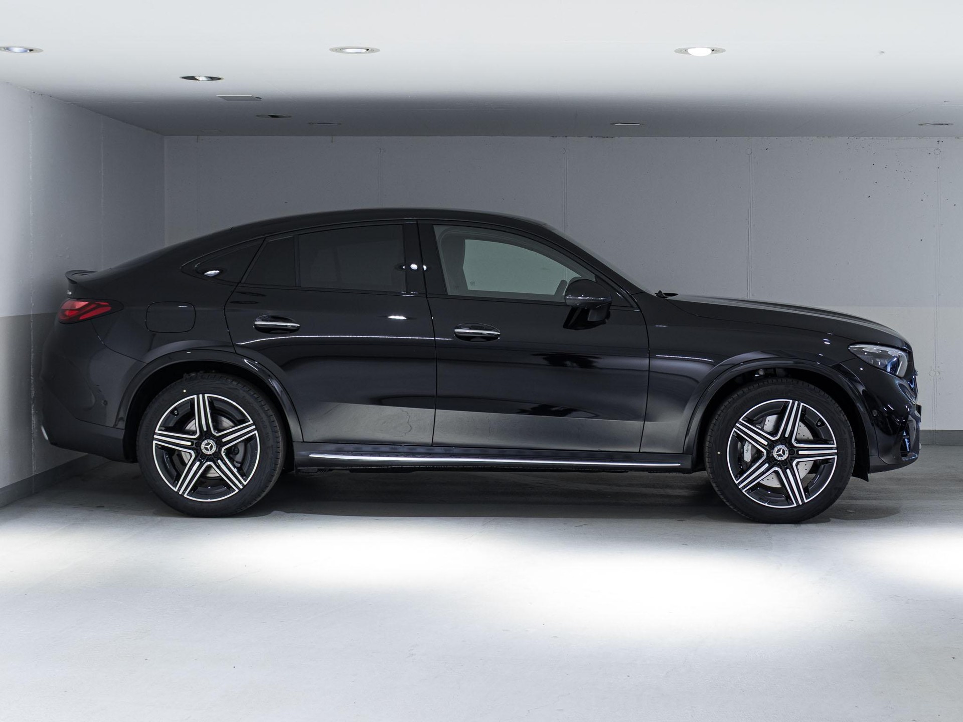 MERCEDES-BENZ GLC 220 d 4MATIC Coupé-image-1