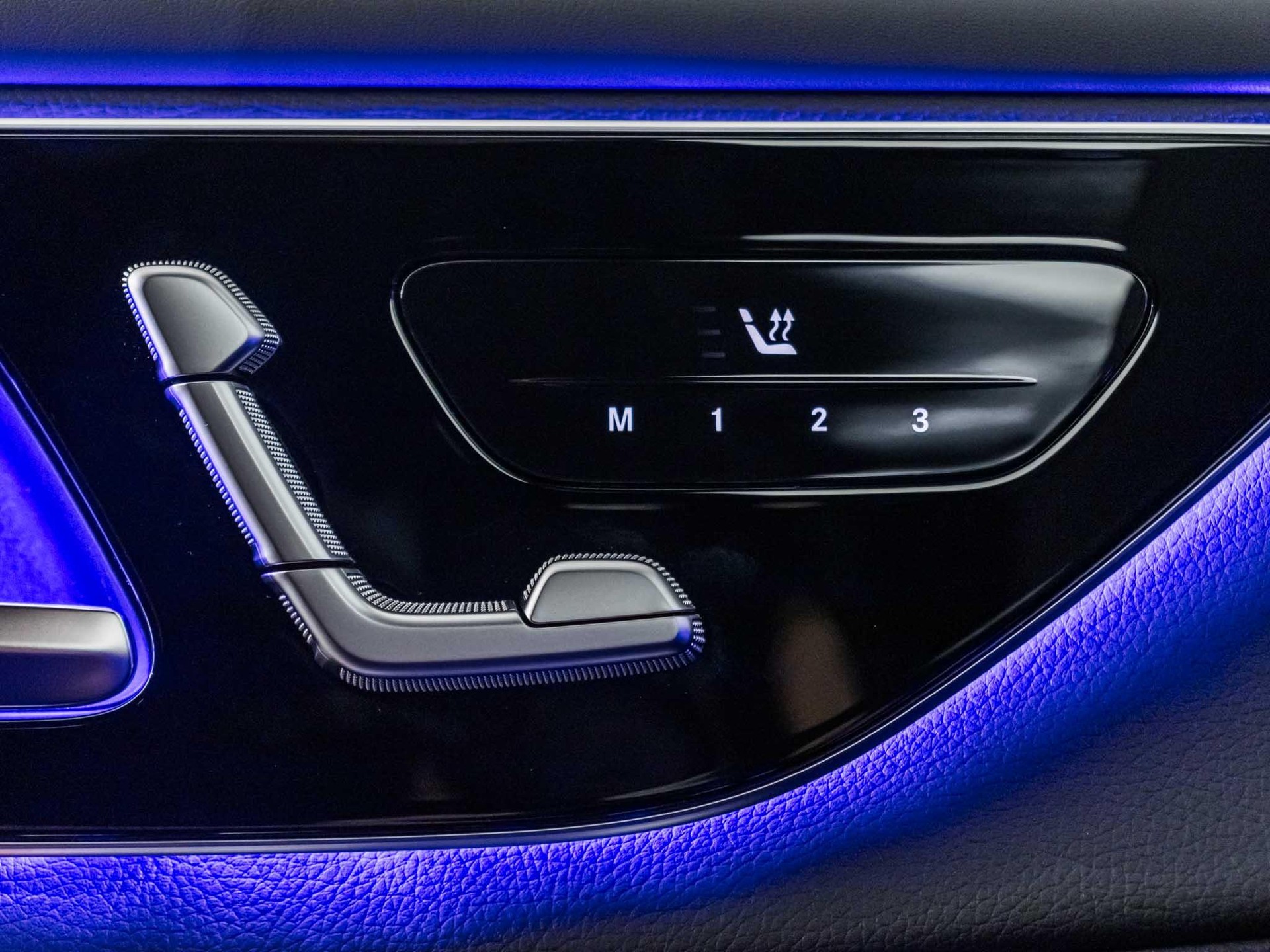 MERCEDES-BENZ GLC 220 d 4MATIC Coupé-image-11