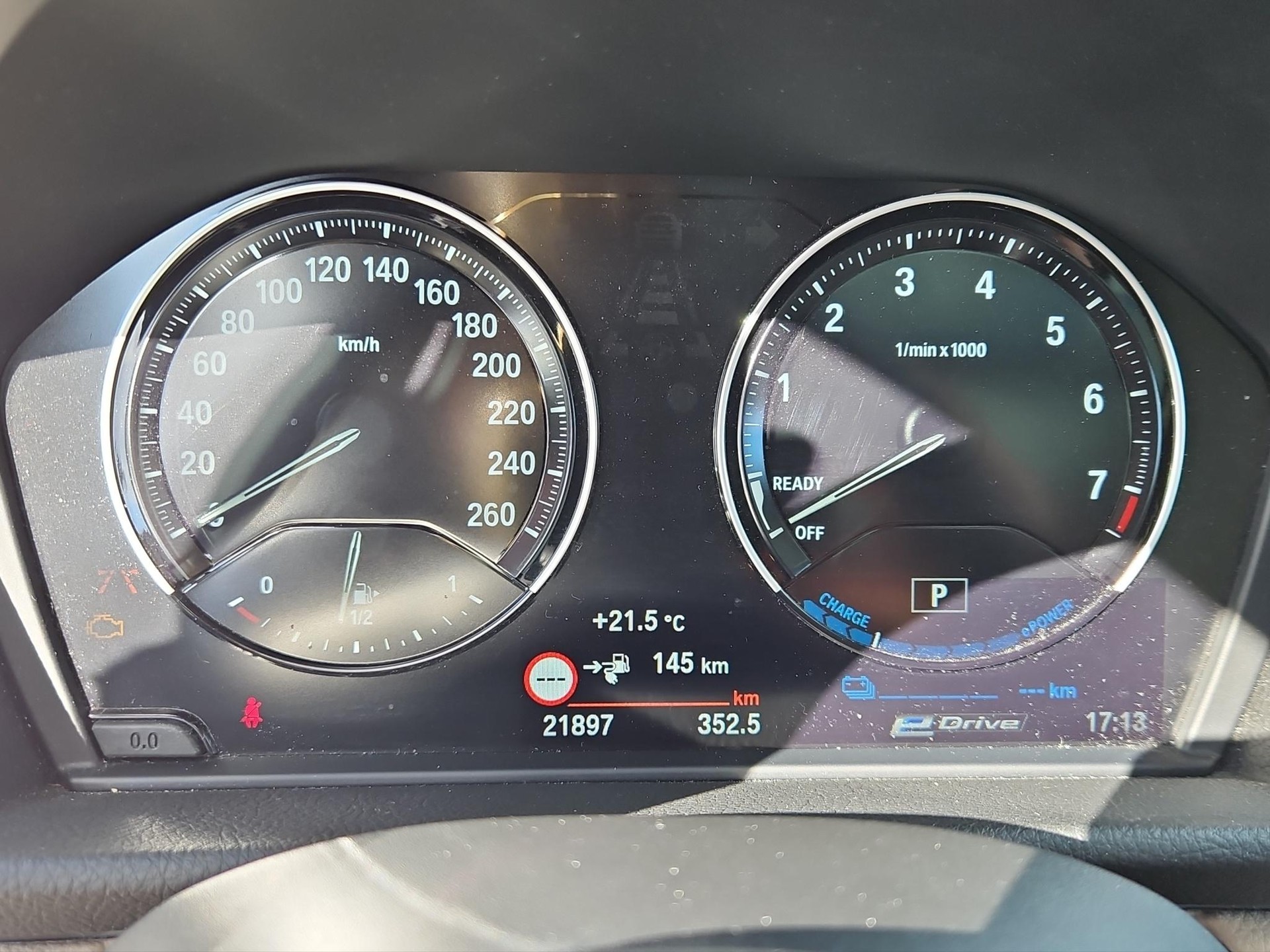 BMW 225xe Active Tourer LUXURY LINE-image-20