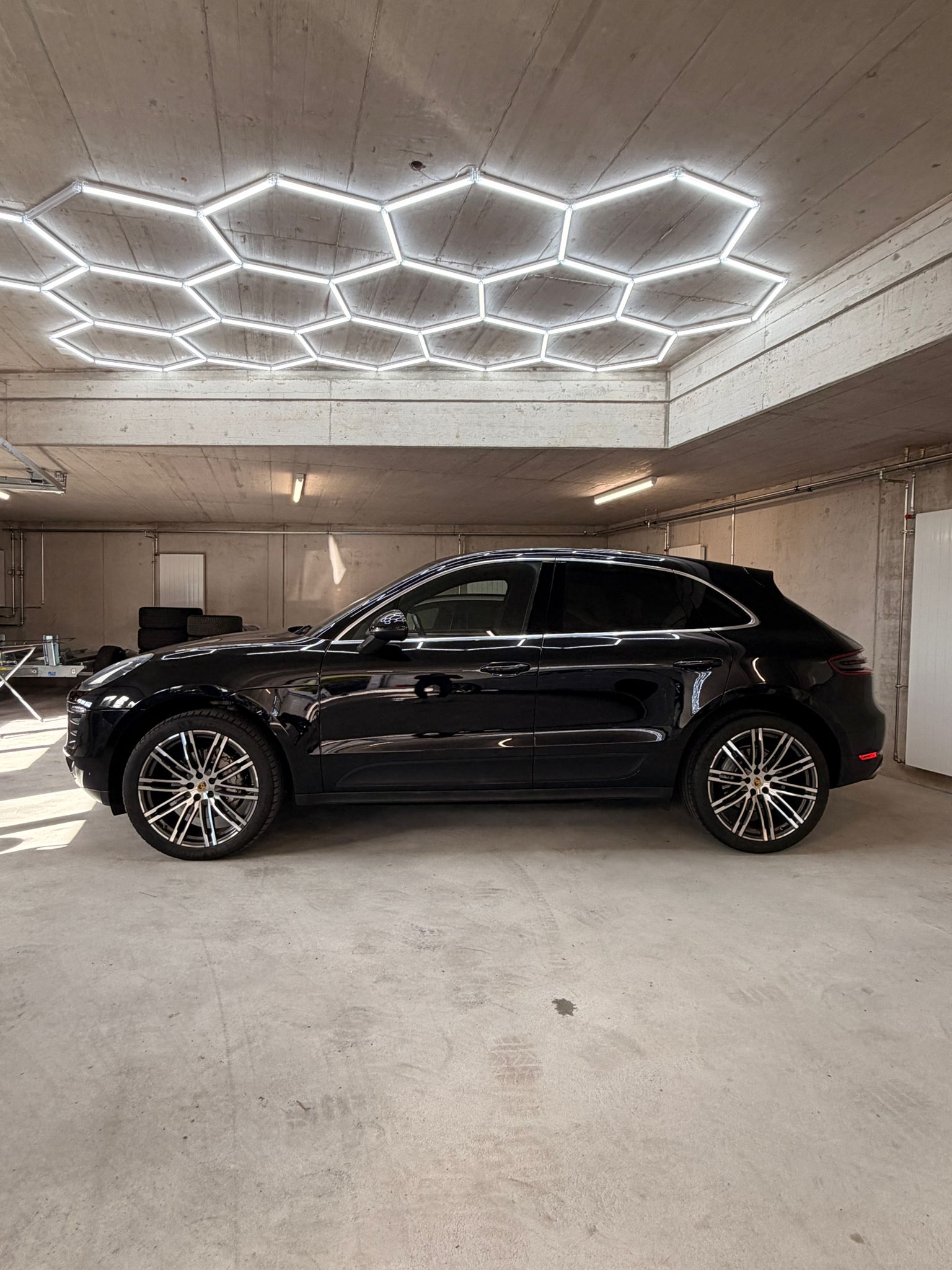PORSCHE Macan S Diesel PDK-image-2