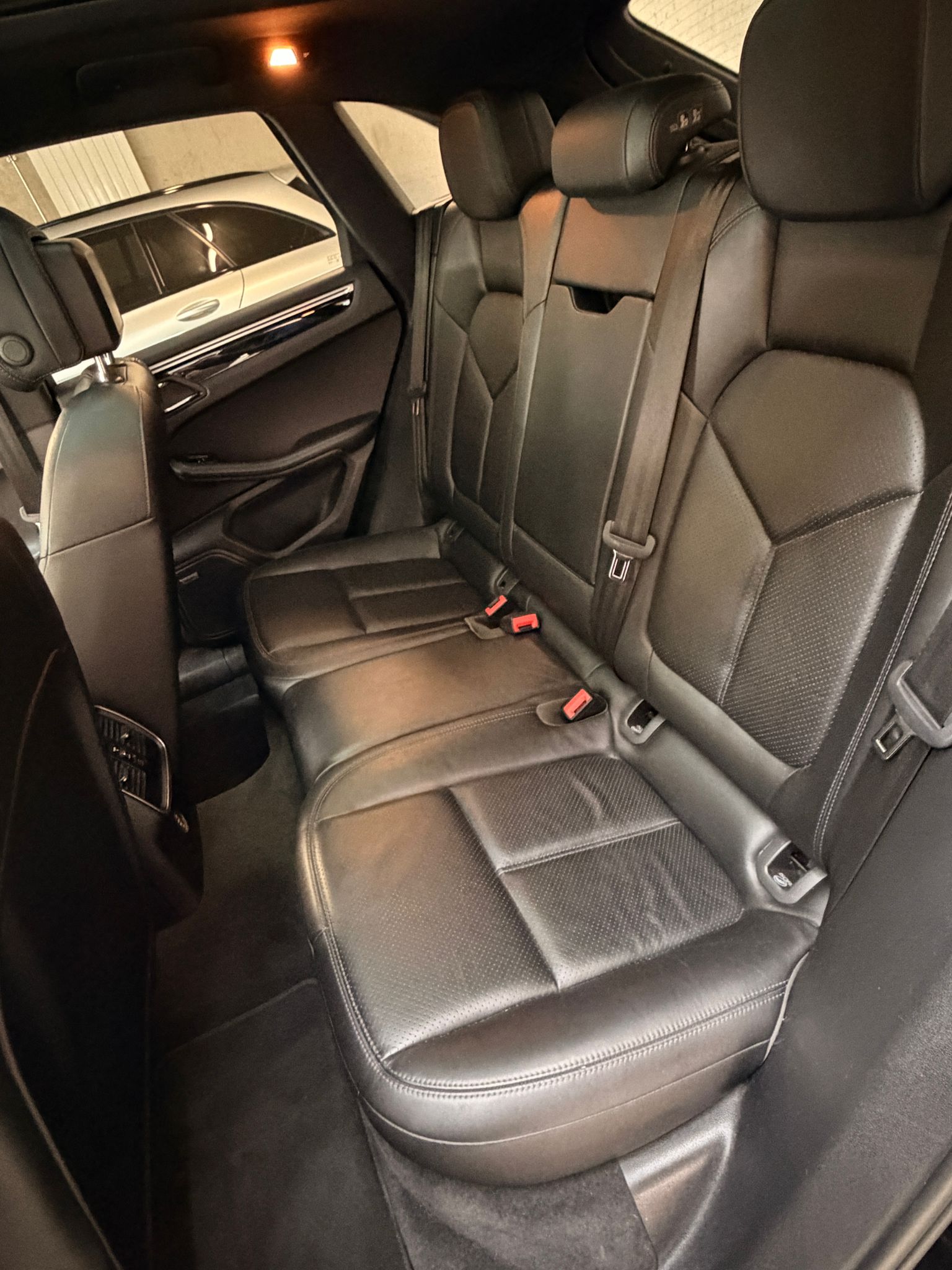 PORSCHE Macan S Diesel PDK-image-4