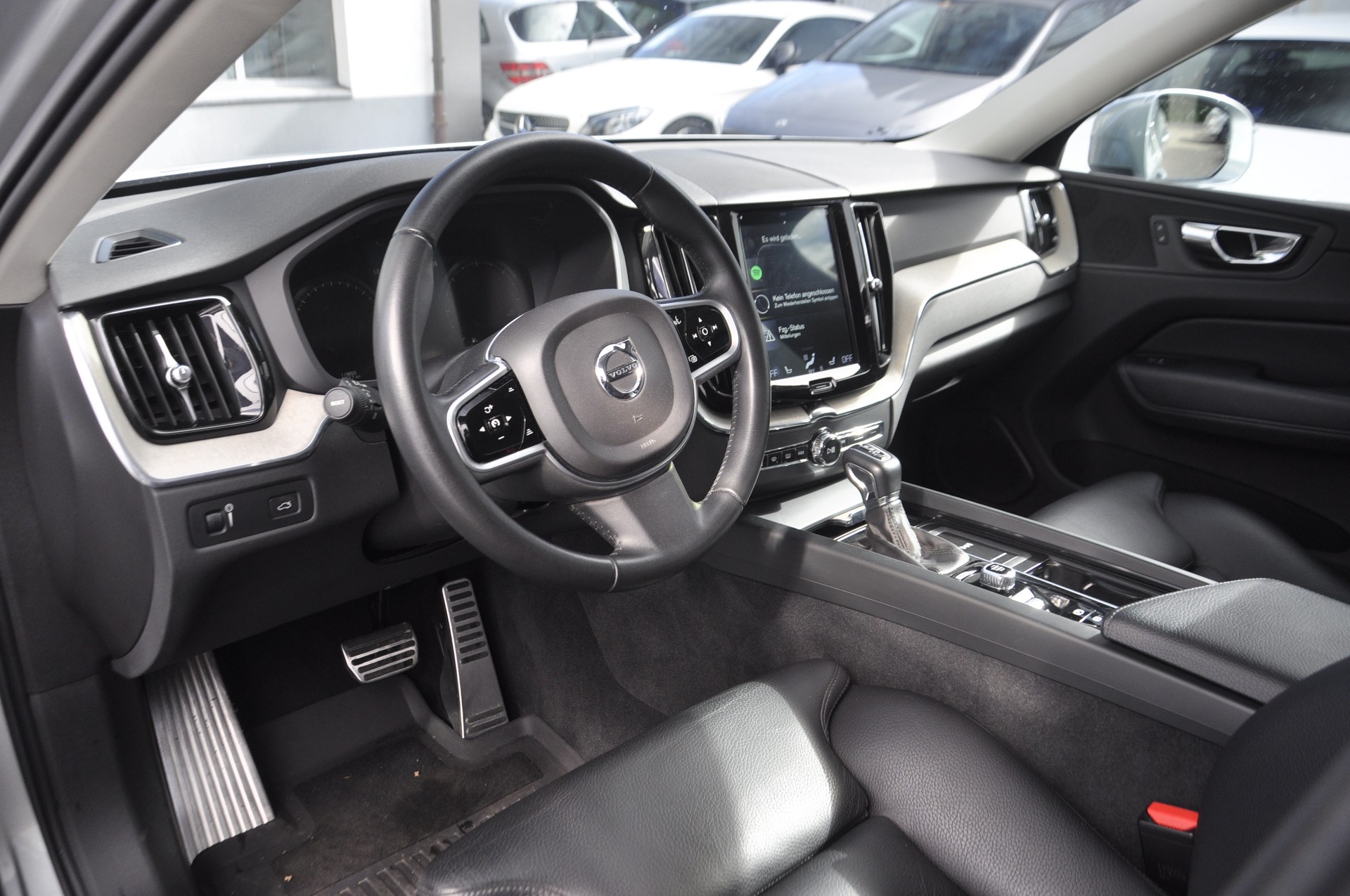 VOLVO XC60 D4 AWD Inscription Geartronic-image-5