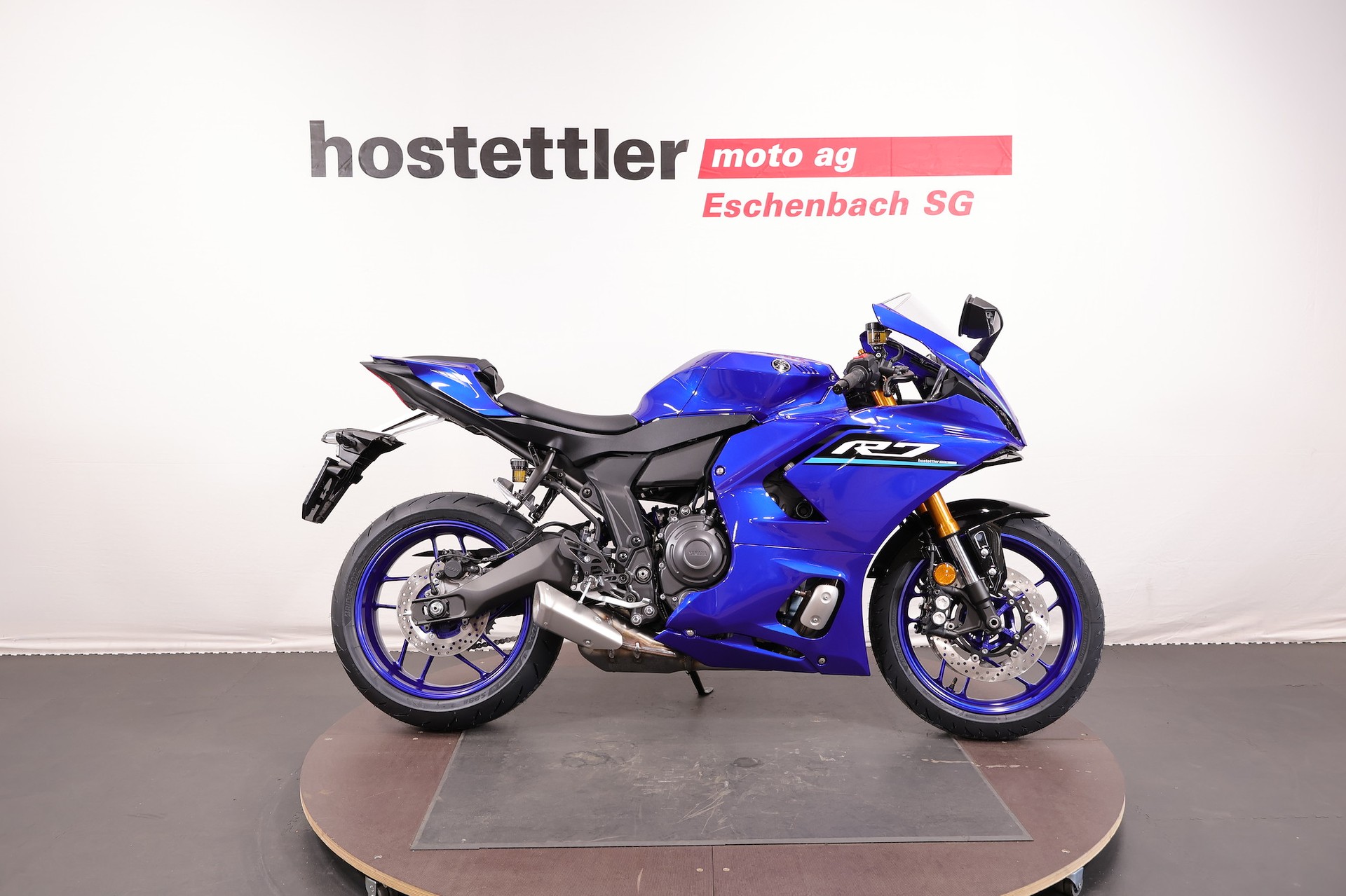 YAMAHA R7 35 kW-showroom-element-1