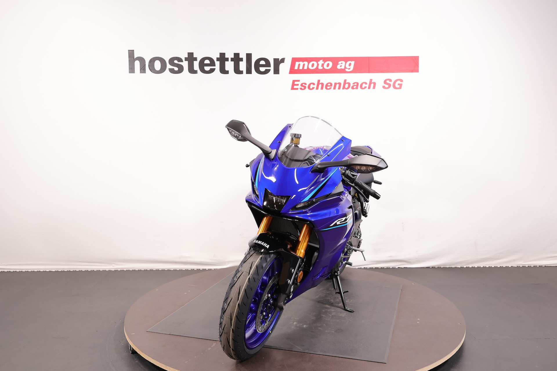 YAMAHA R7 35 kW-showroom-element-2