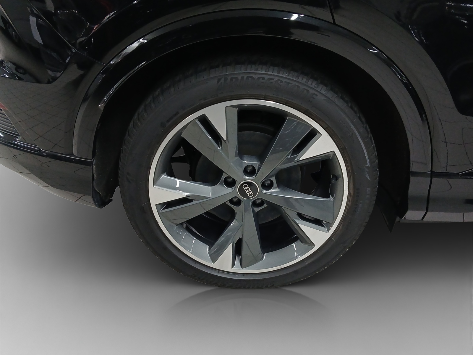 AUDI Q4 Sportback e-tron 40-image-15