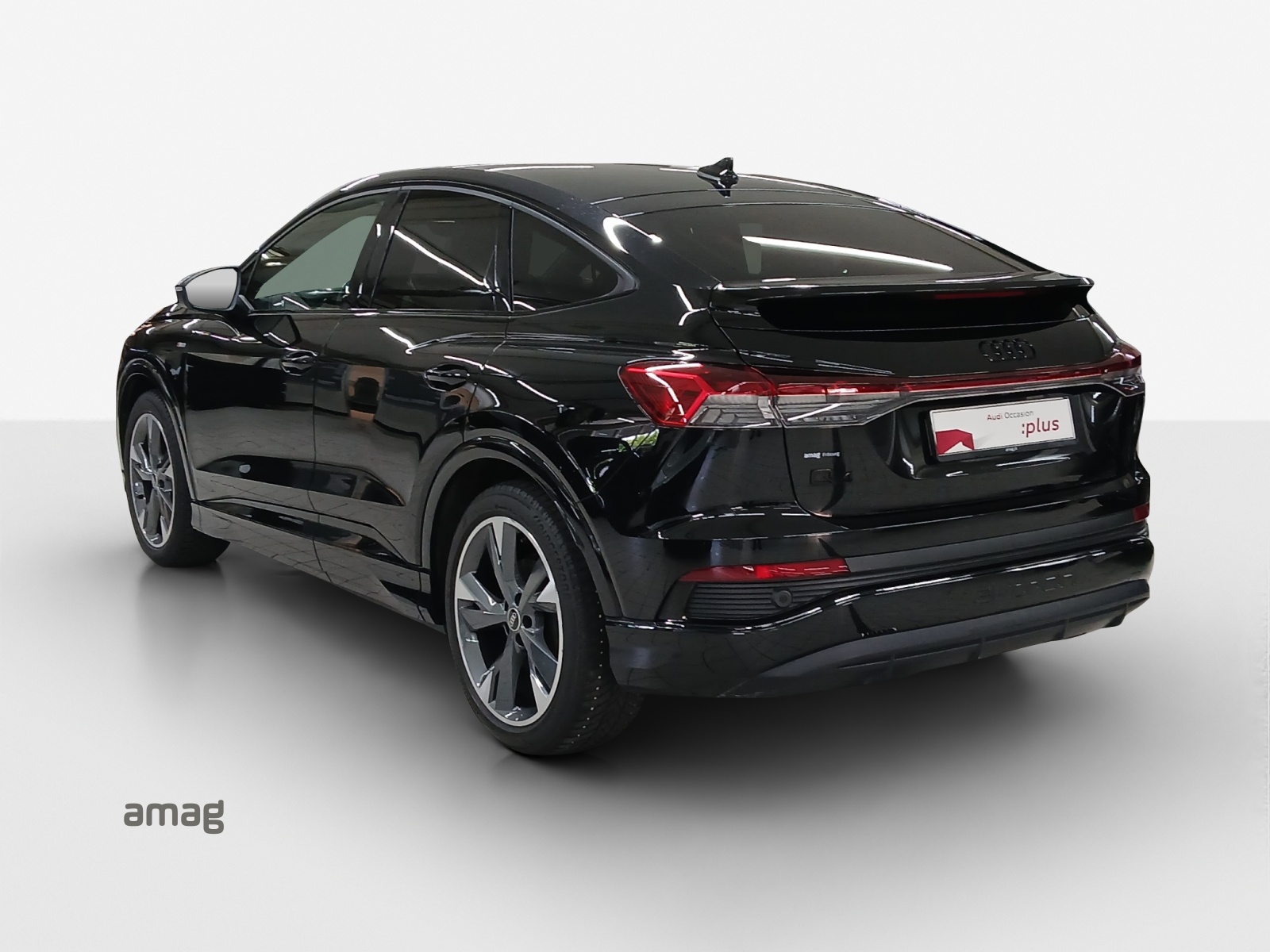 AUDI Q4 Sportback e-tron 40-image-2