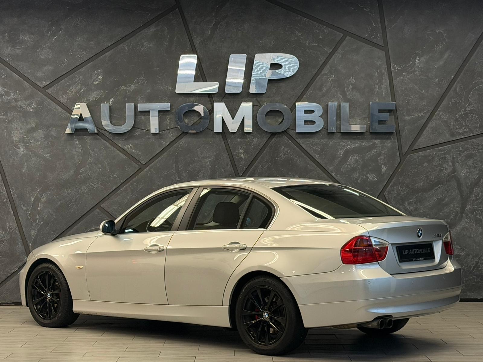 BMW 325i more4you-image-7