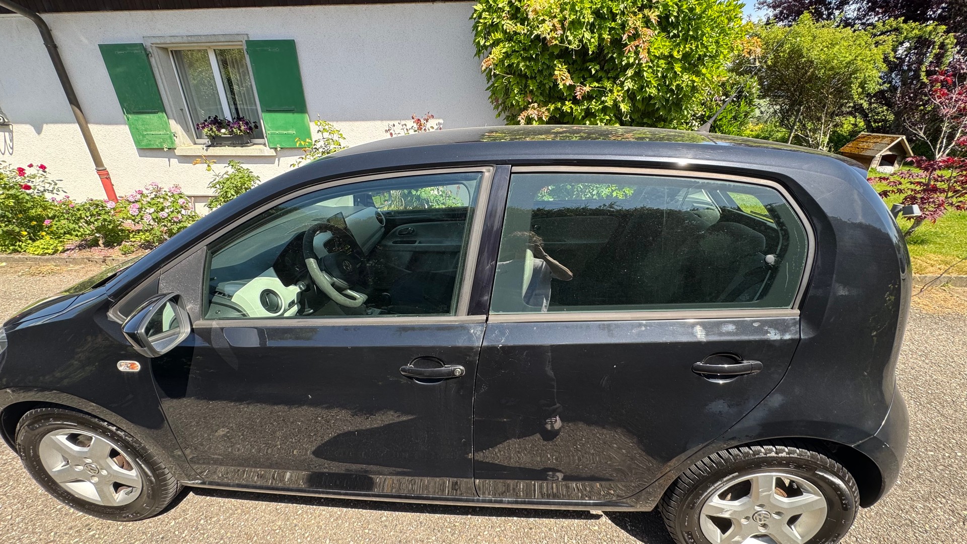 VW 1.0 MPI 60 Move ASG-image-4