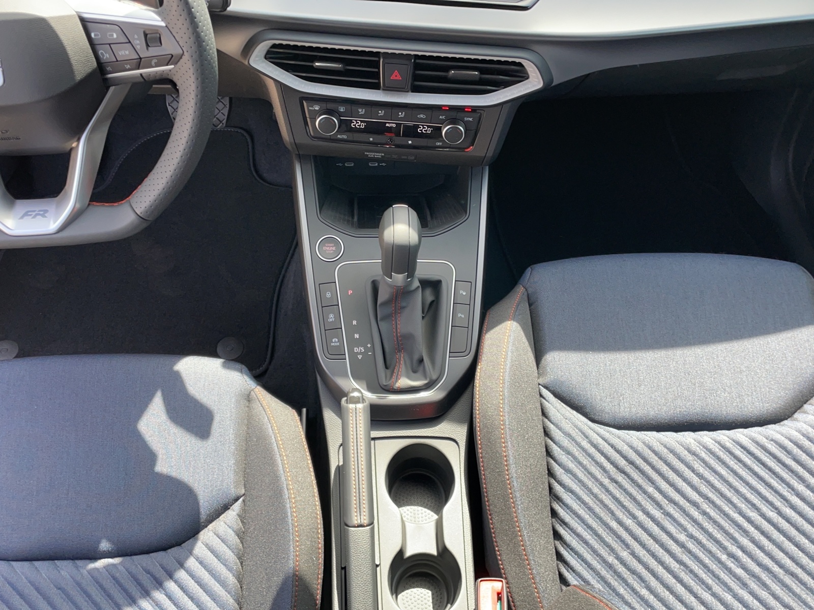 SEAT Arona 1.5 TSI FR DSG Limited Edition-image-7