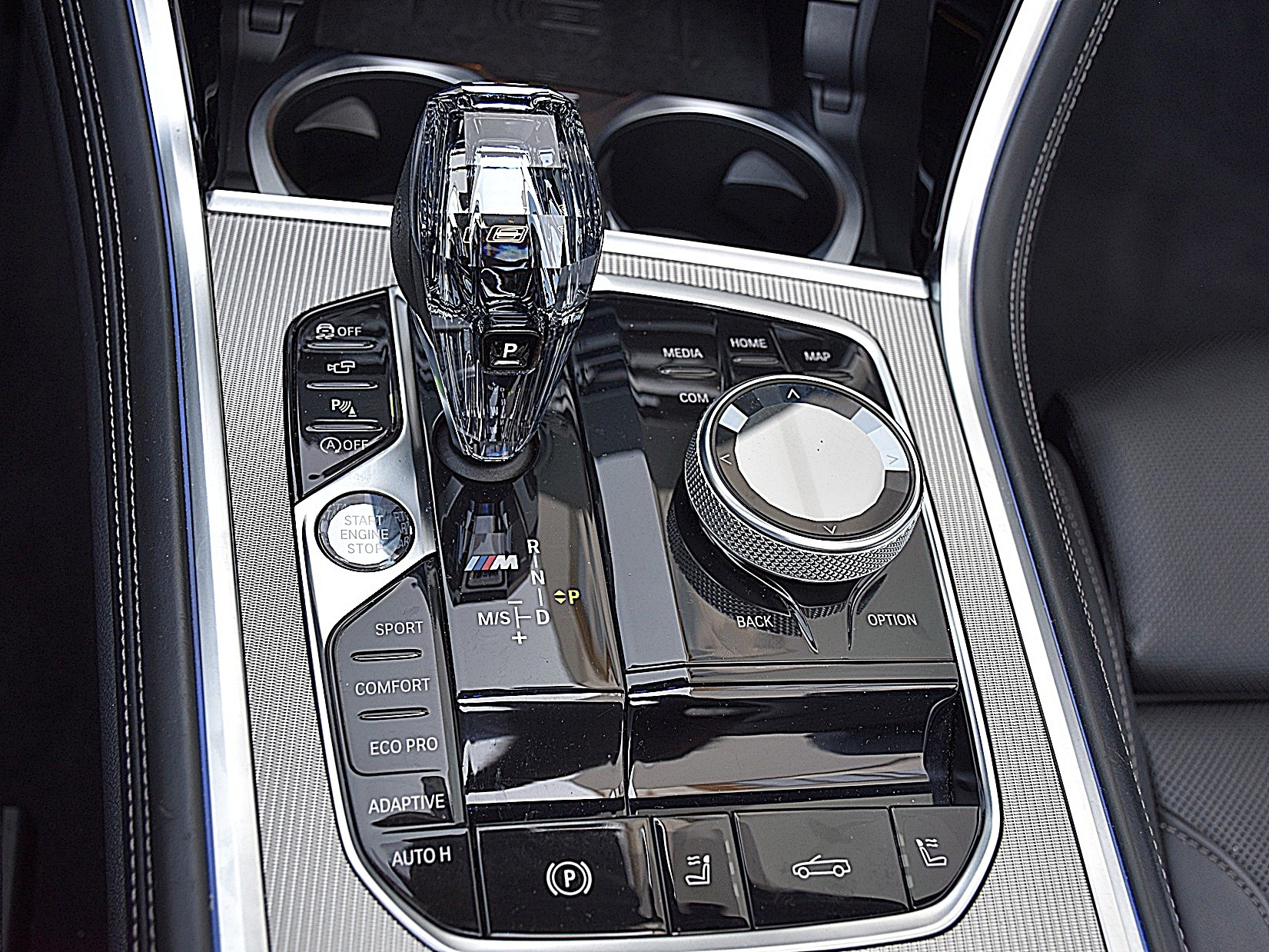 BMW M850i xDrive Steptronic Induvidual-image-13