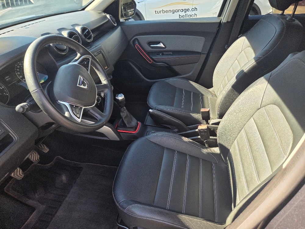 DACIA Duster dCi 115 Ultimate 4x4-image-10
