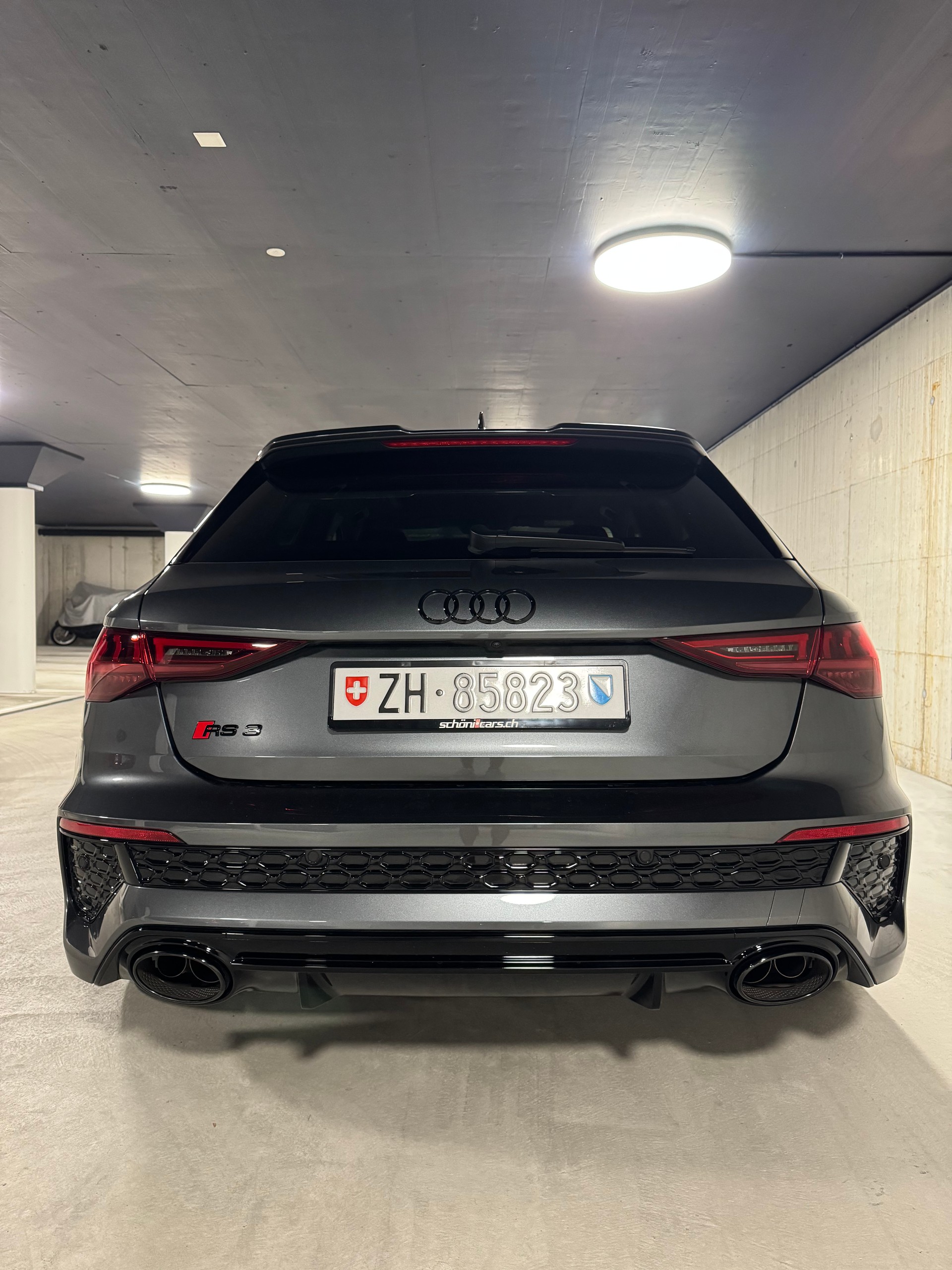 AUDI 2.5 TFSI quattro S-Tronic-image-2