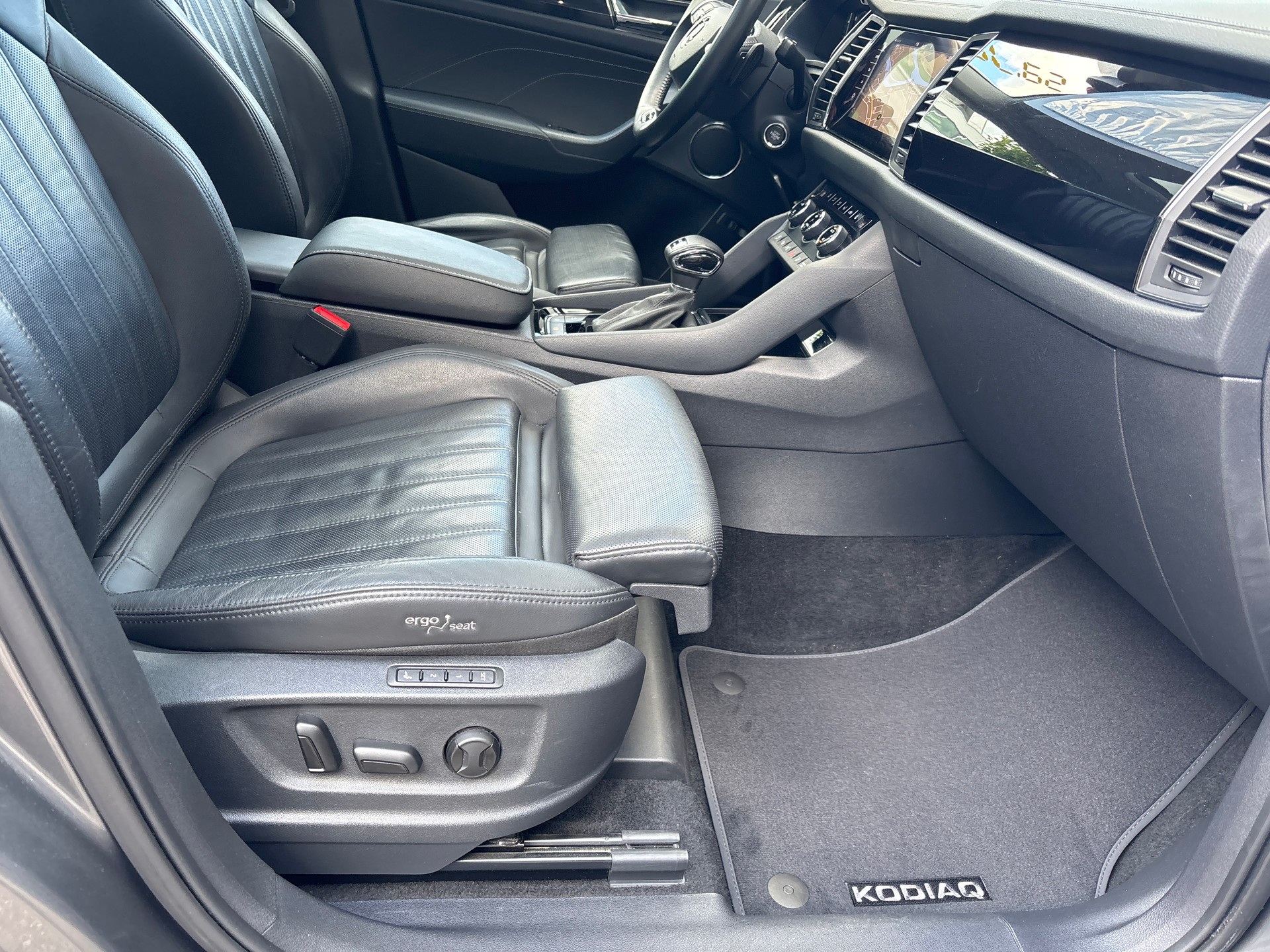 SKODA Kodiaq 2.0 TSI 4x4 L&K-image-13