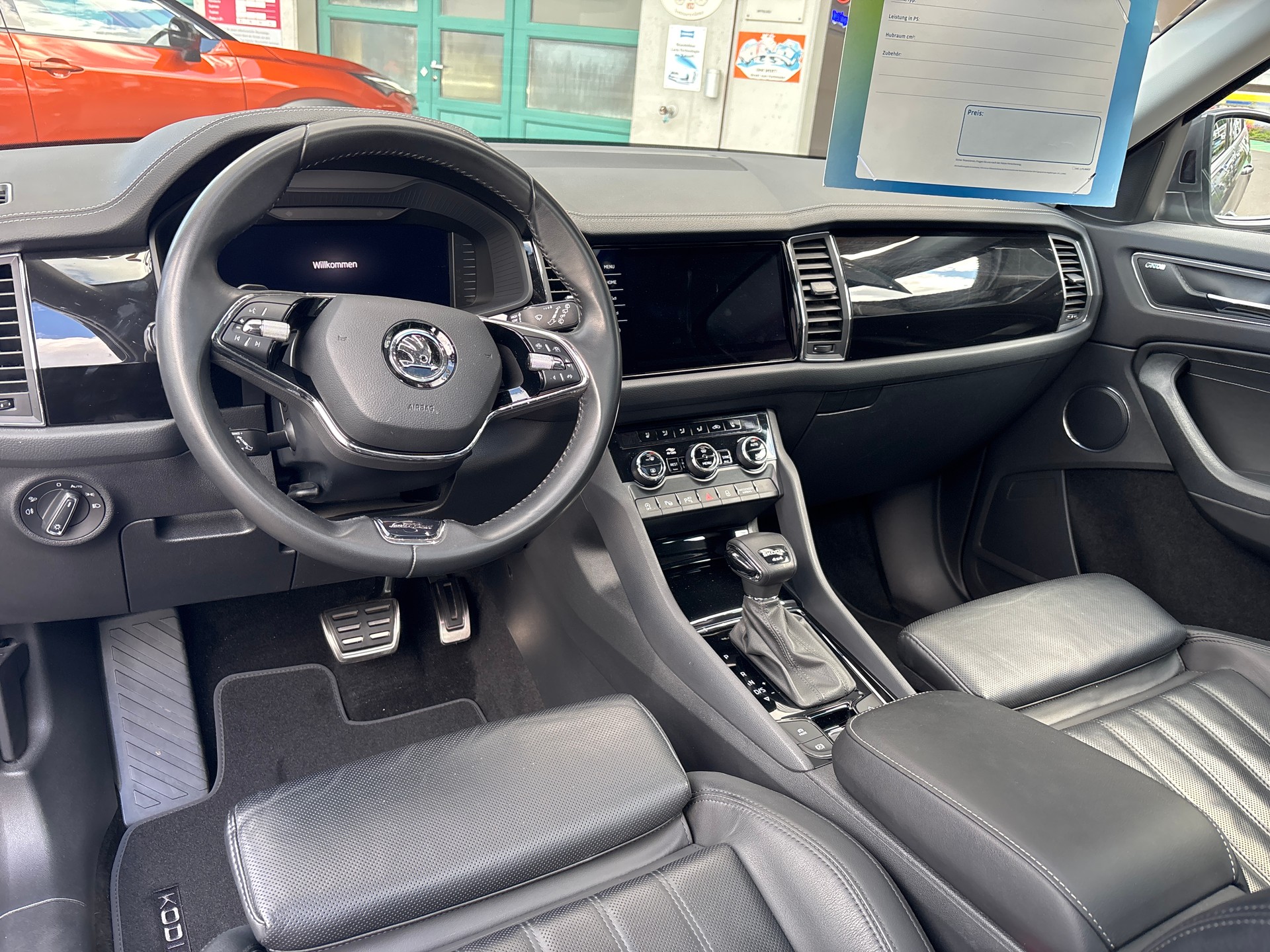 SKODA Kodiaq 2.0 TSI 4x4 L&K-image-8